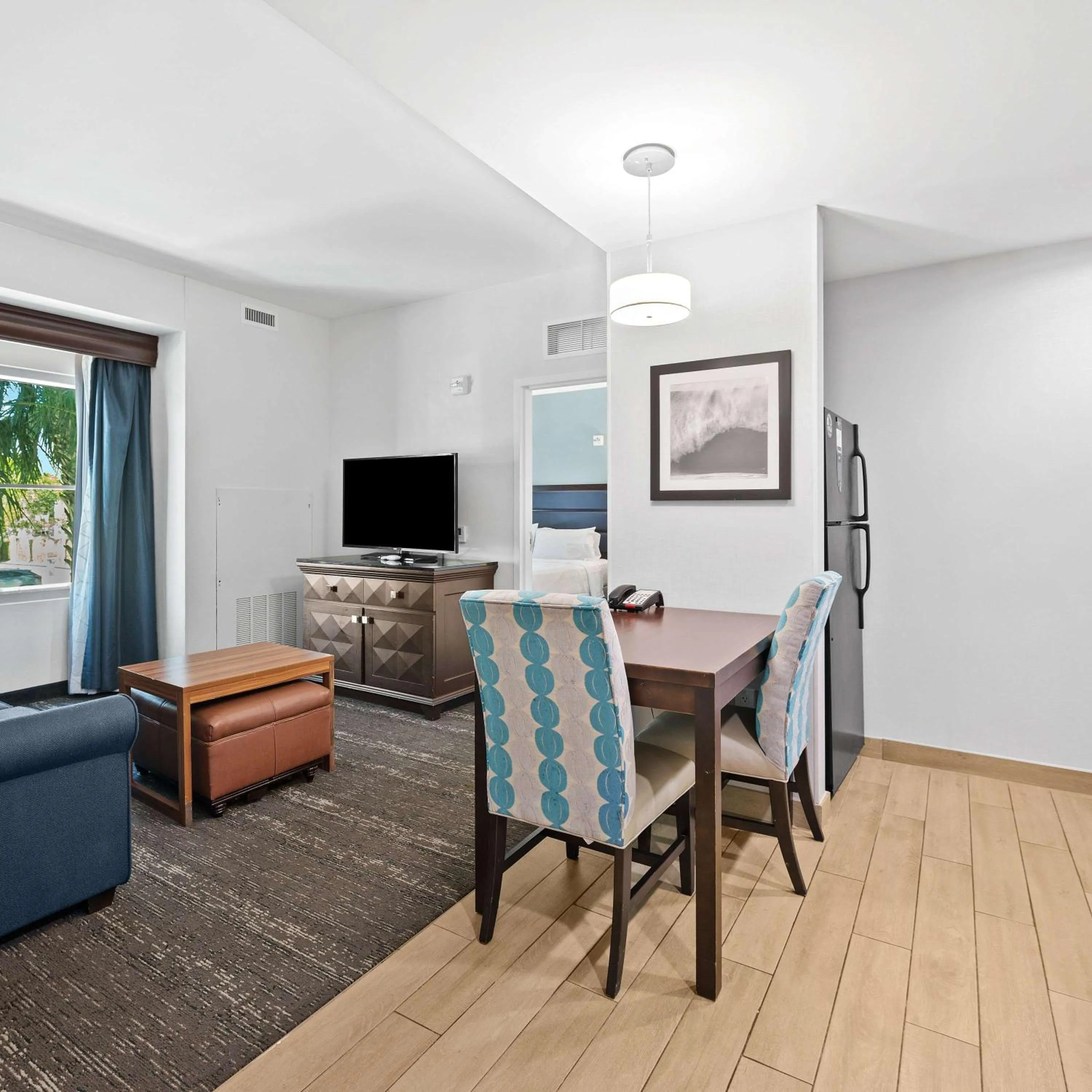 Living room in Homewood Suites by Hilton Fort Lauderdale Airport-Cruise Port