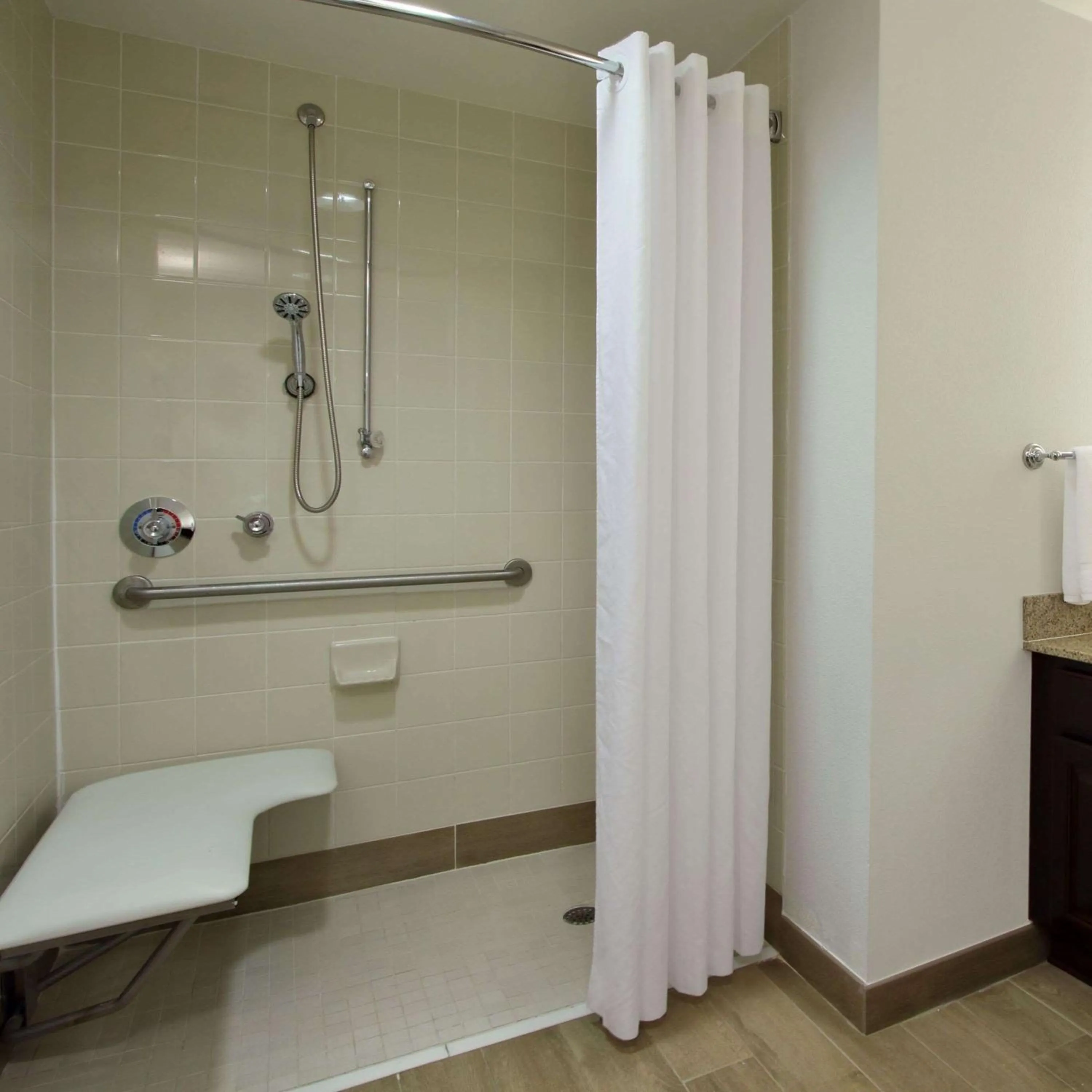 Bathroom in Homewood Suites by Hilton Fort Lauderdale Airport-Cruise Port