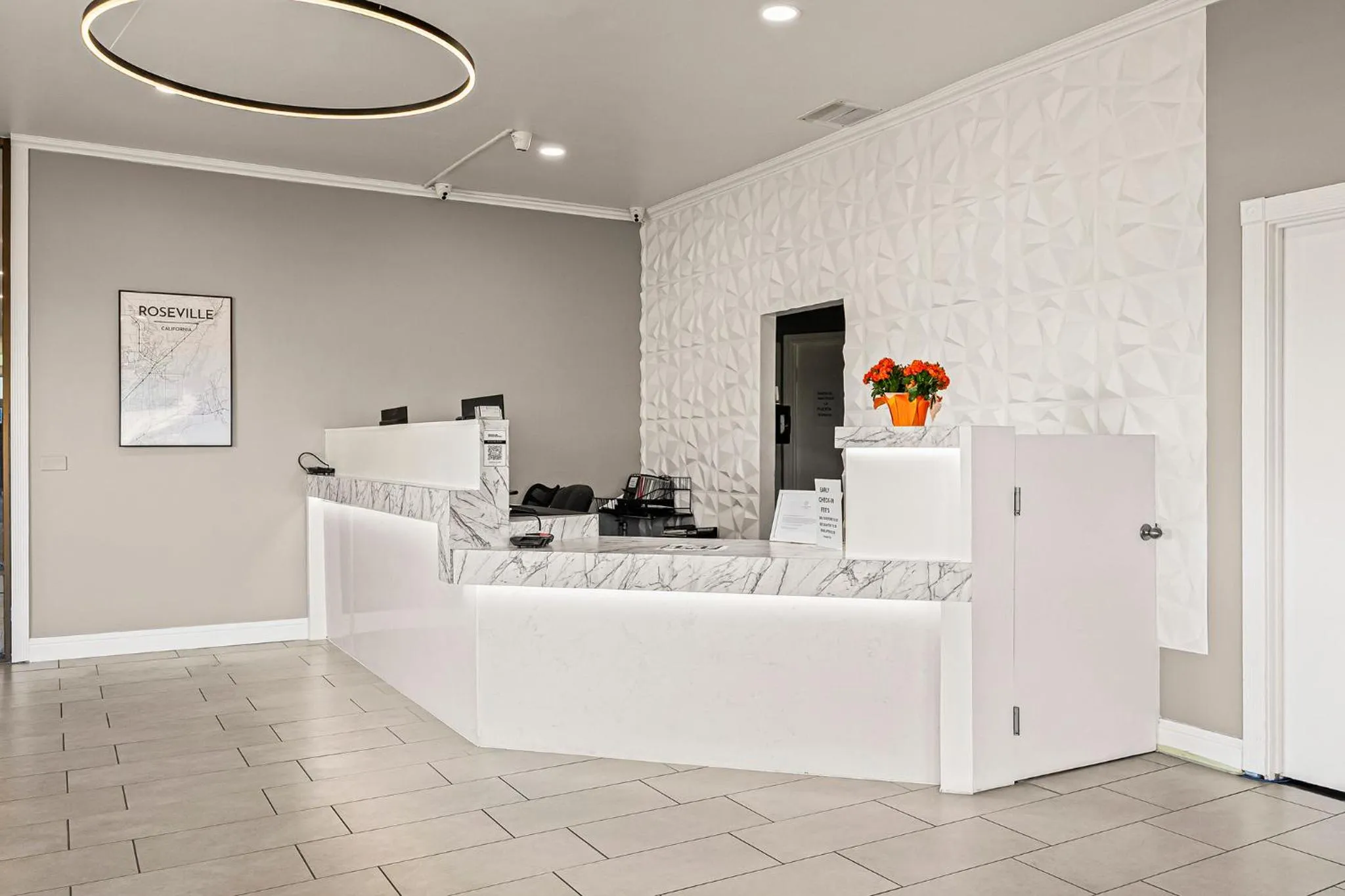 Lobby or reception in Heritage Inn Express Roseville