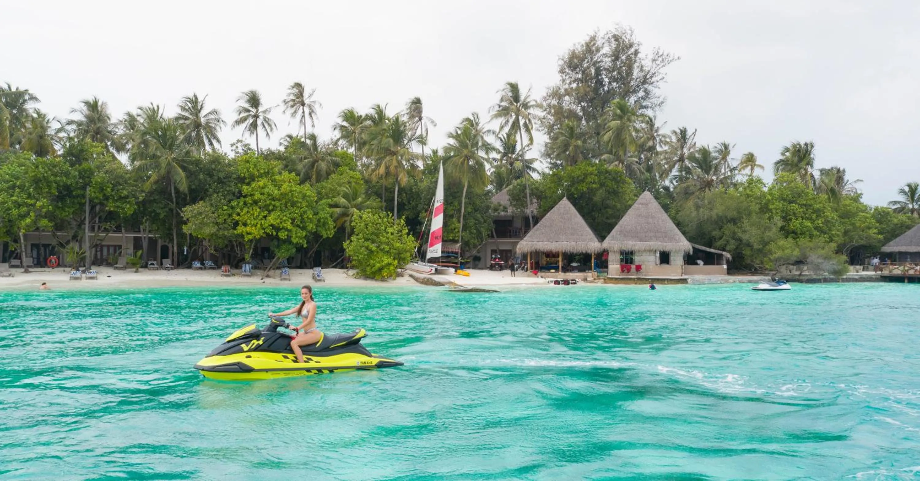 Day in Adaaran Club Rannalhi - All Inclusive - 45 Minutes away from Male by Speedboat