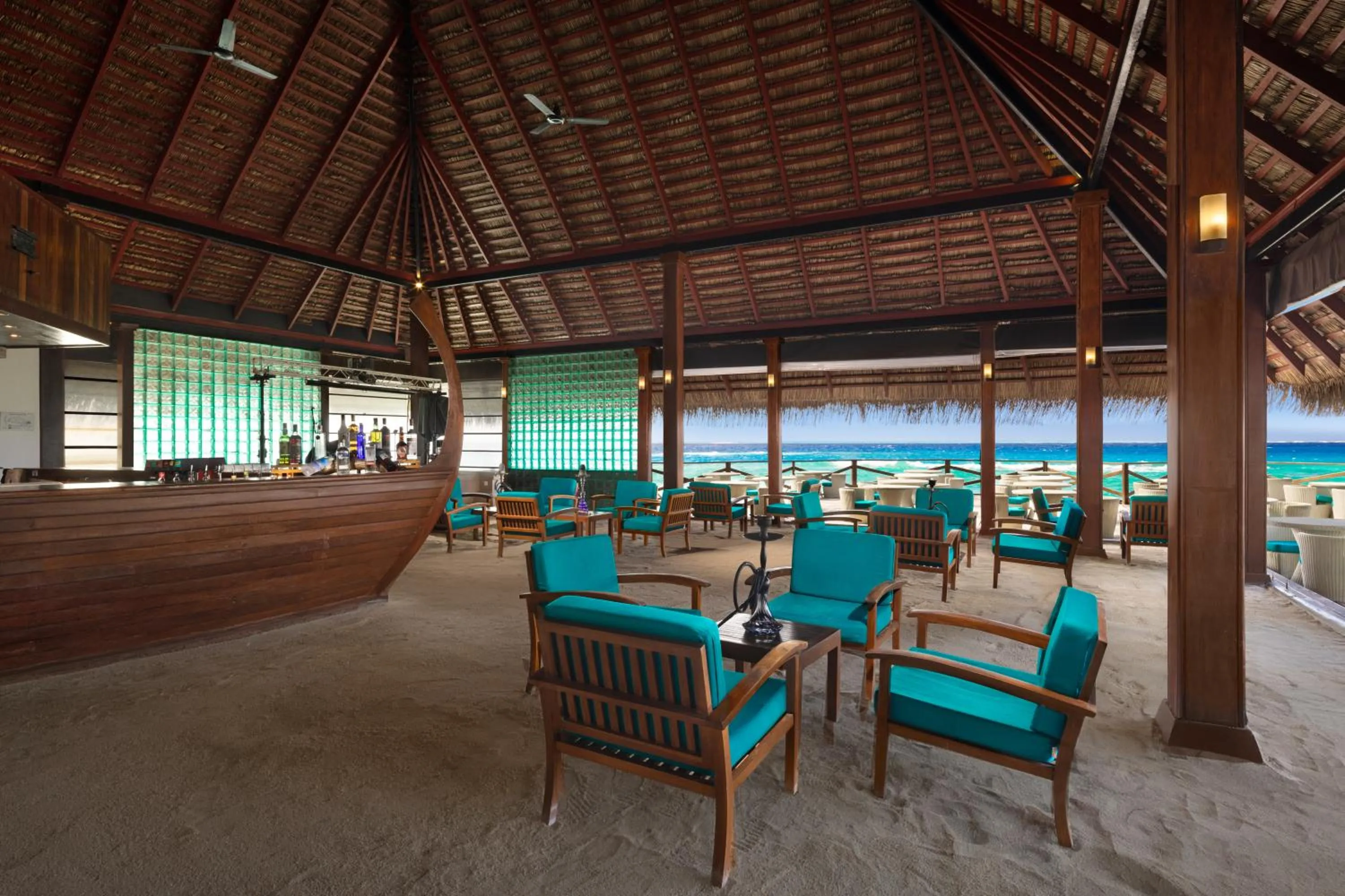 Restaurant/places to eat in Adaaran Club Rannalhi - All Inclusive - 45 Minutes away from Male by Speedboat
