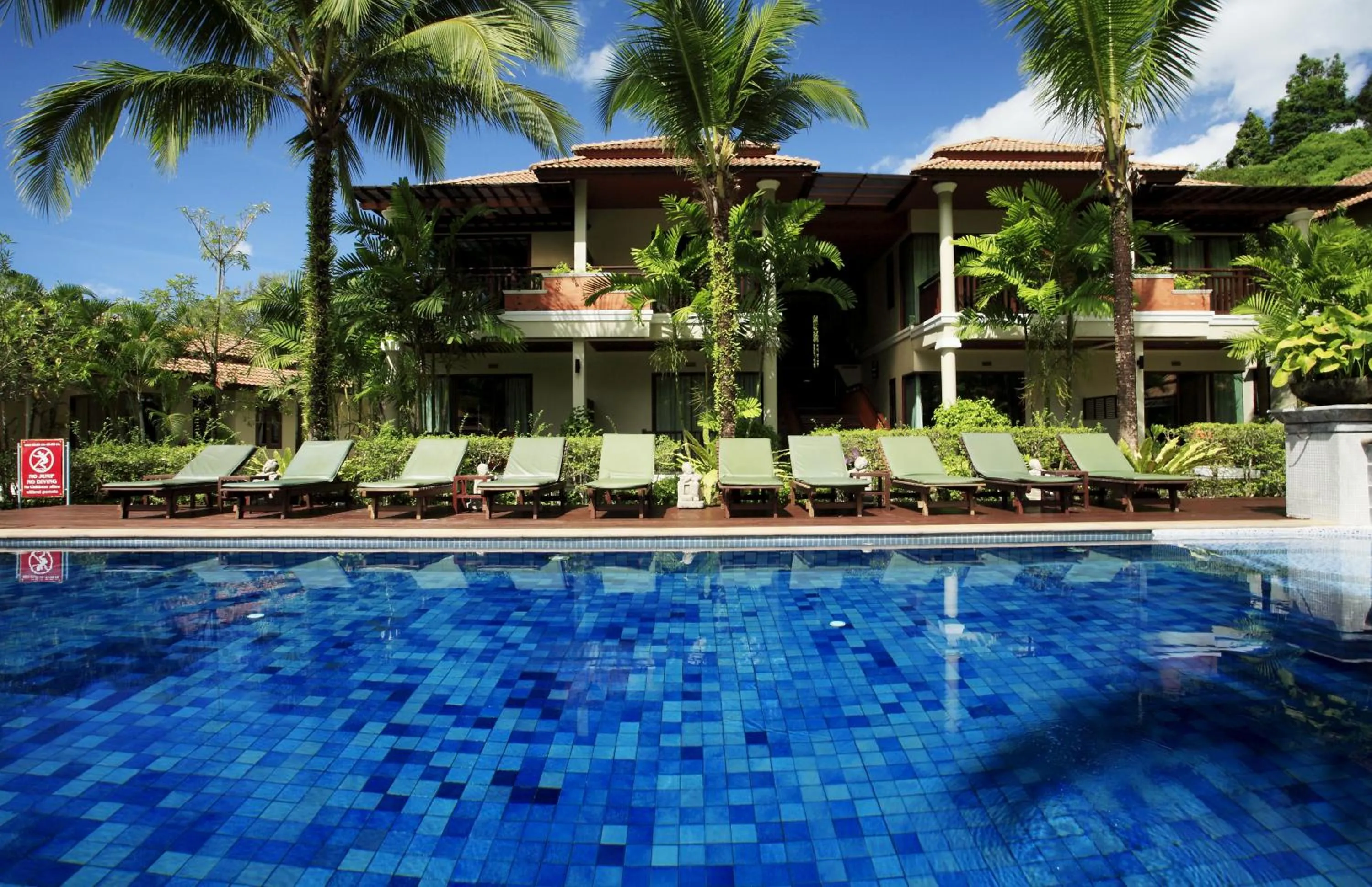Facade/entrance in Khaolak Bayfront Resort