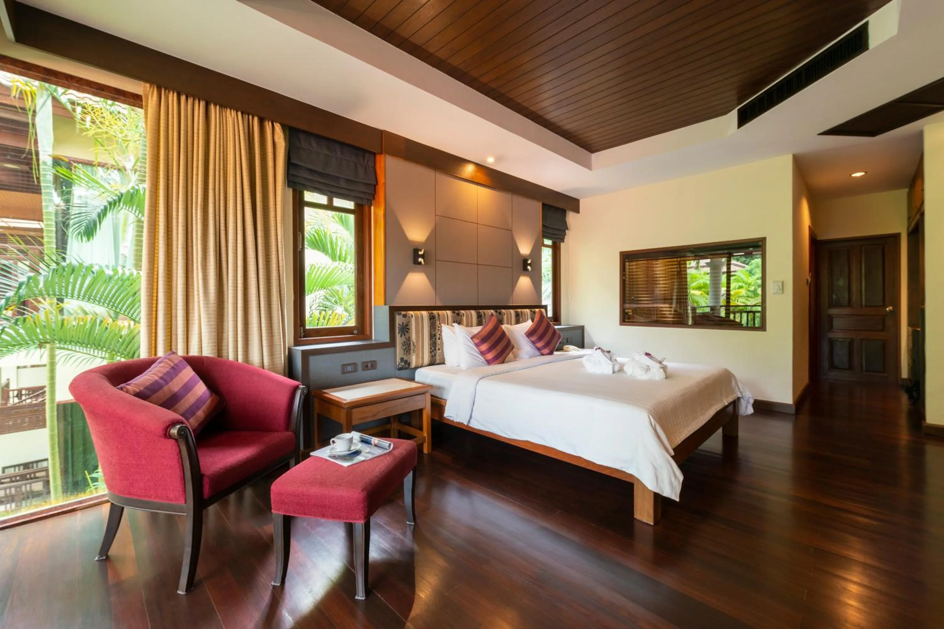 Photo of the whole room, Bed in Khaolak Bayfront Resort