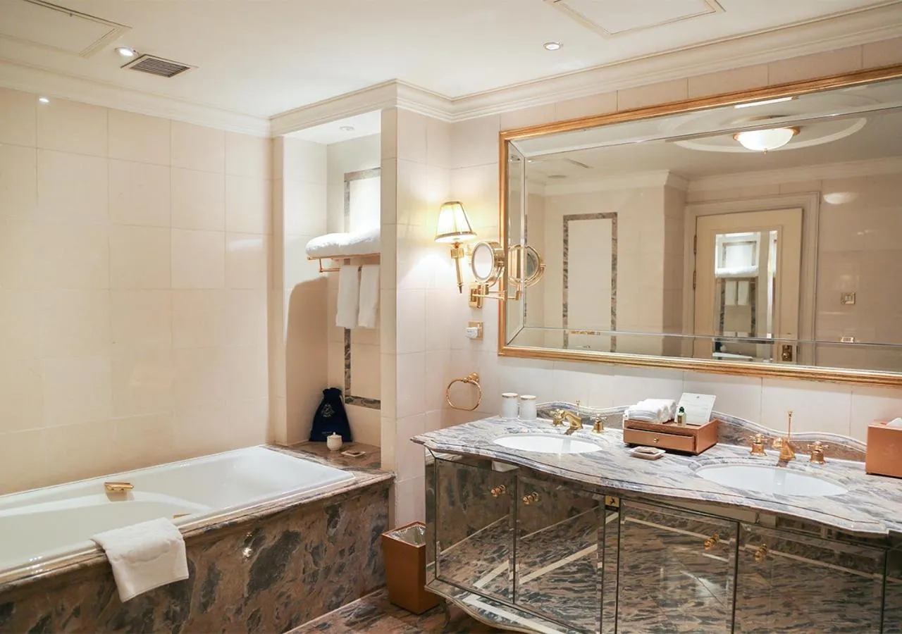 Legendale Hotel Beijing