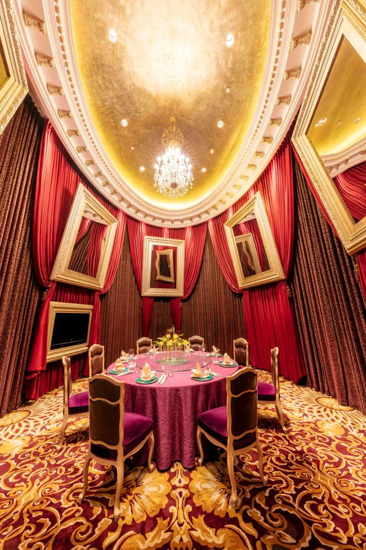 Restaurant/places to eat in Legendale Hotel Beijing