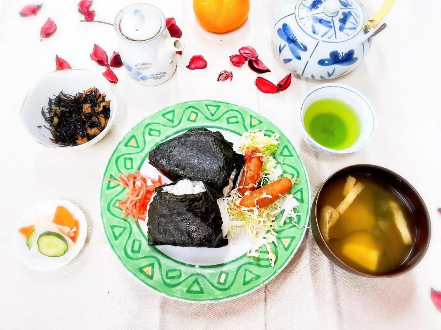 Breakfast in Yamanaka Lake Ryozan