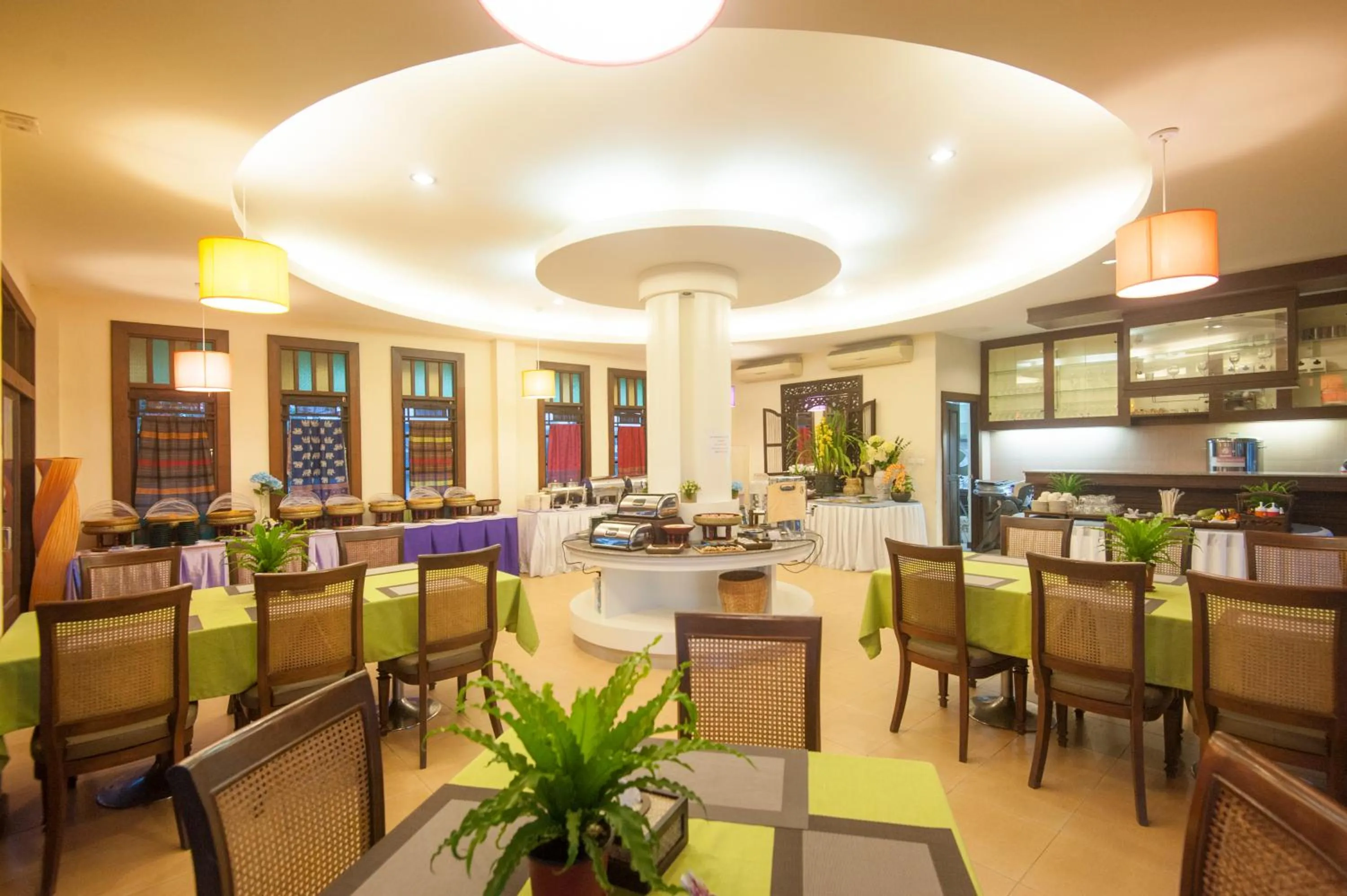 Restaurant/places to eat in Vdara Pool Resort Spa Chiang Mai