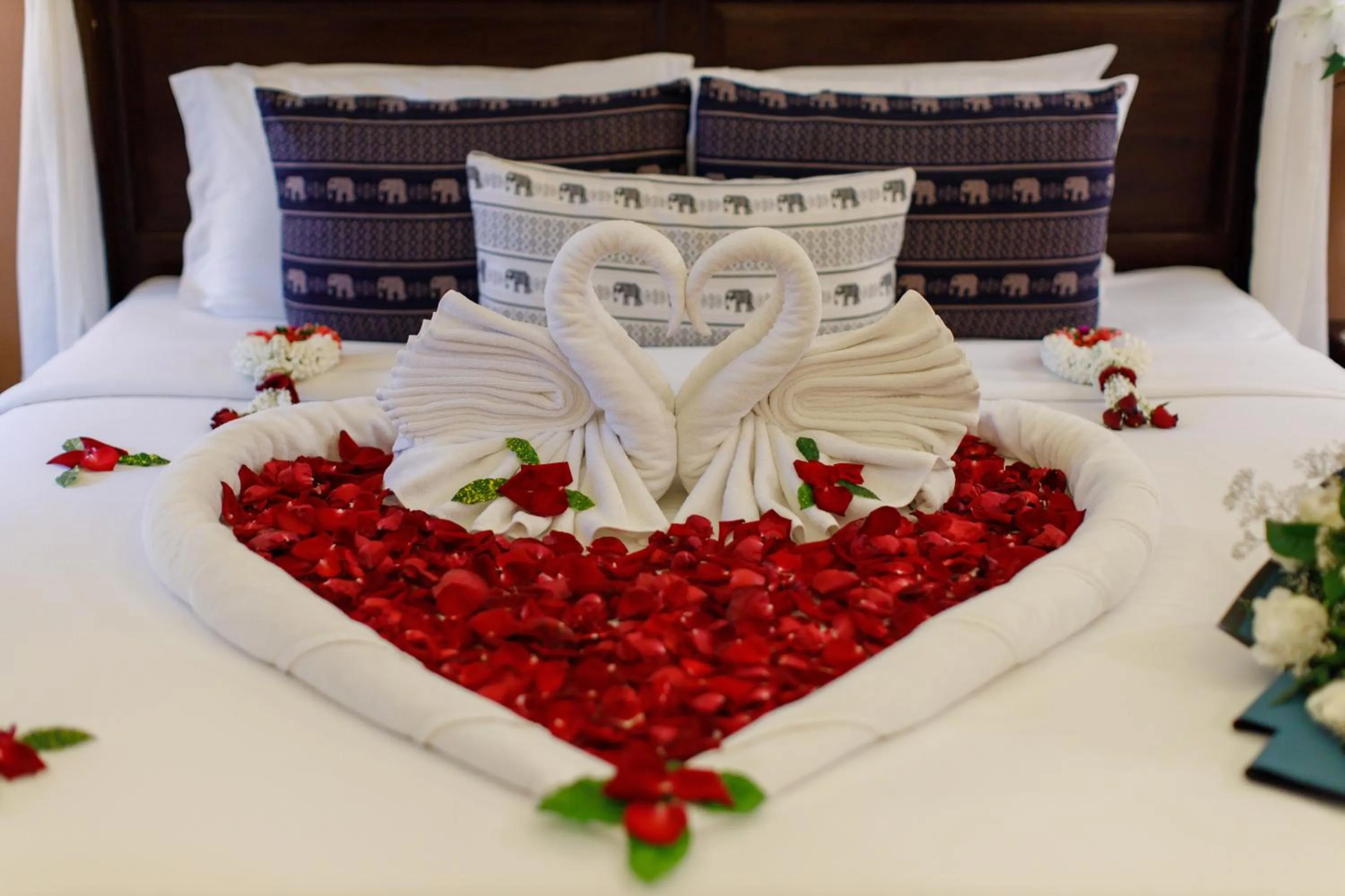 Bed in Vdara Pool Resort Spa Chiang Mai