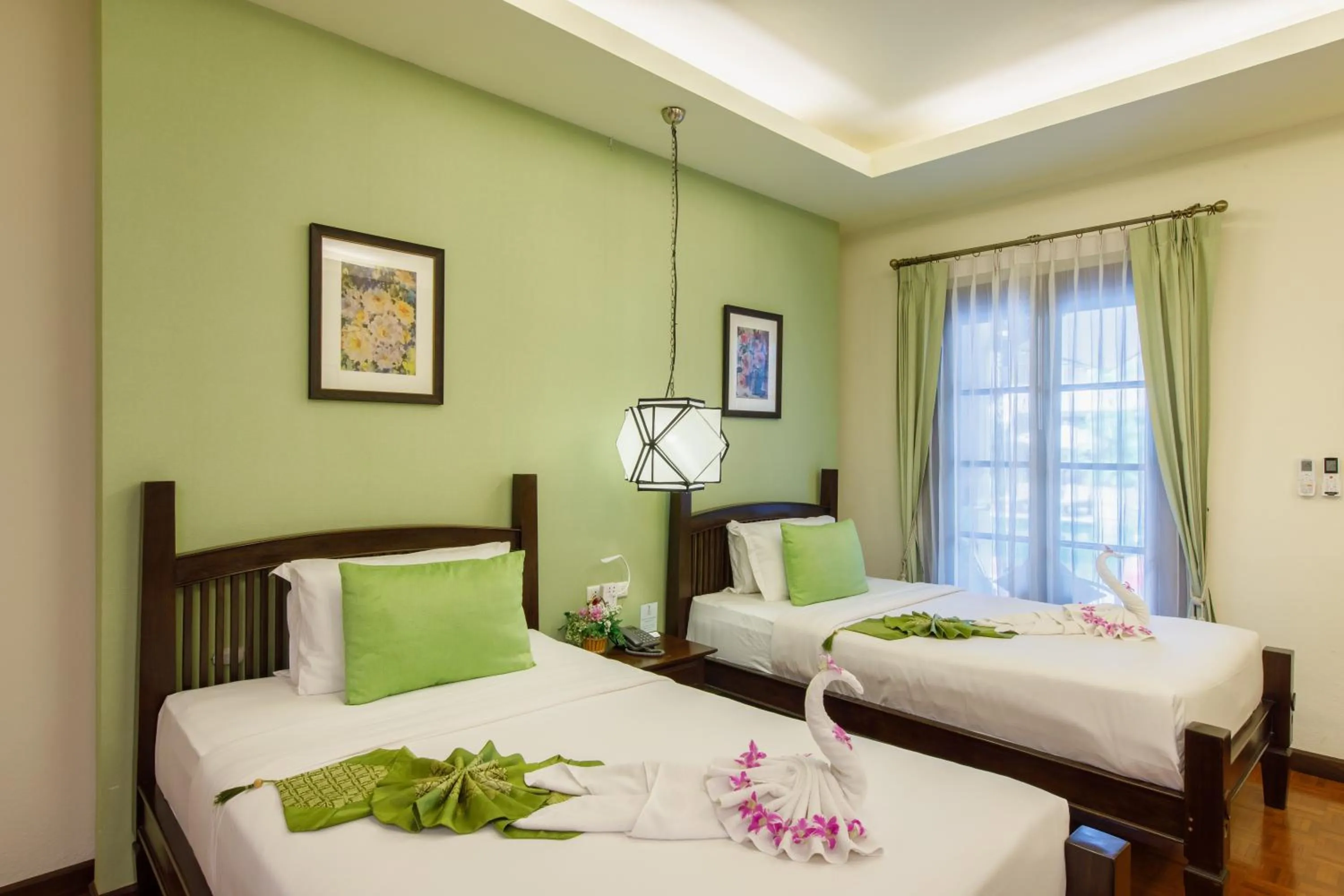 Bed in Vdara Pool Resort Spa Chiang Mai