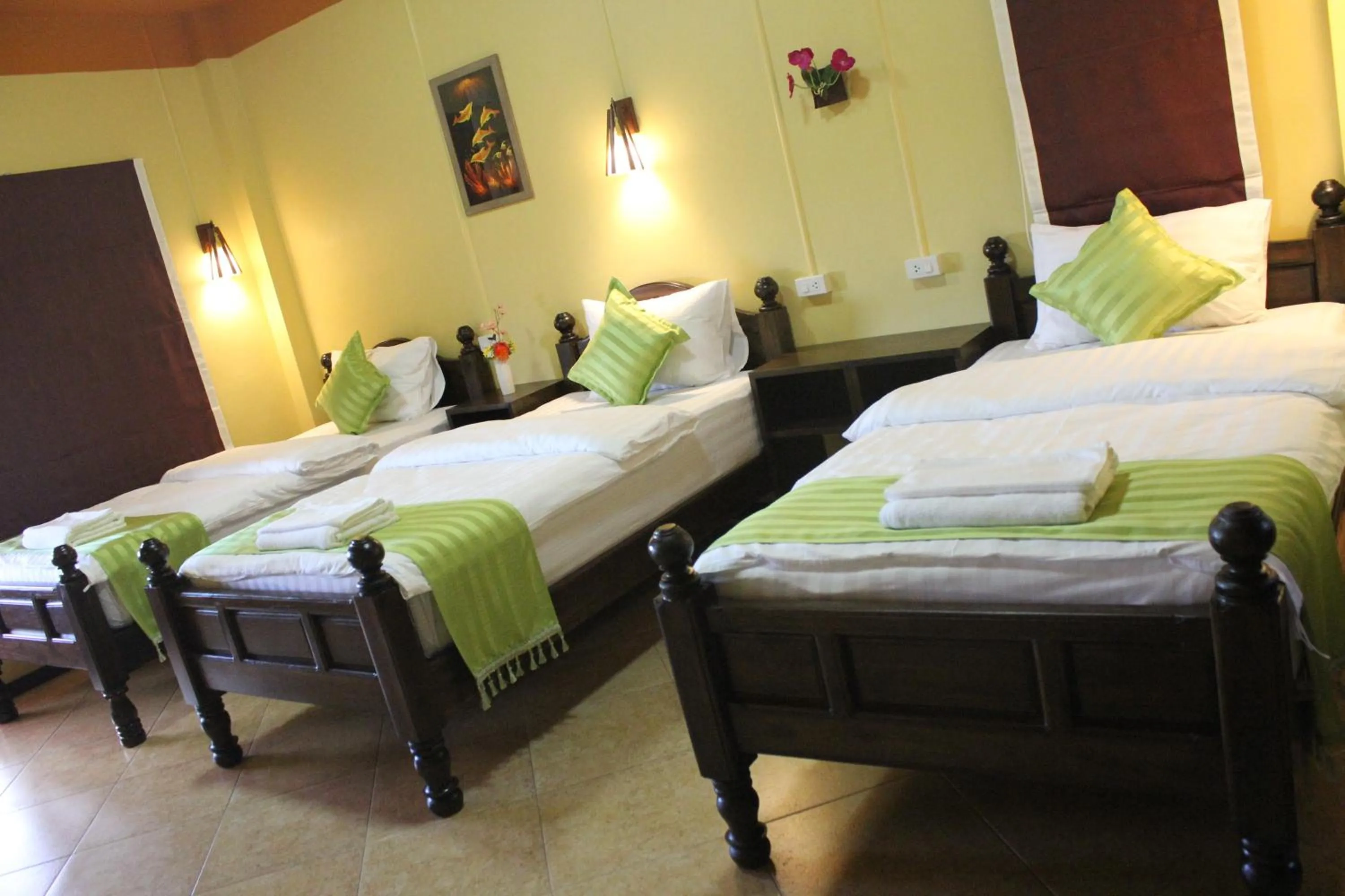 Bed in Rimlay Park Resort