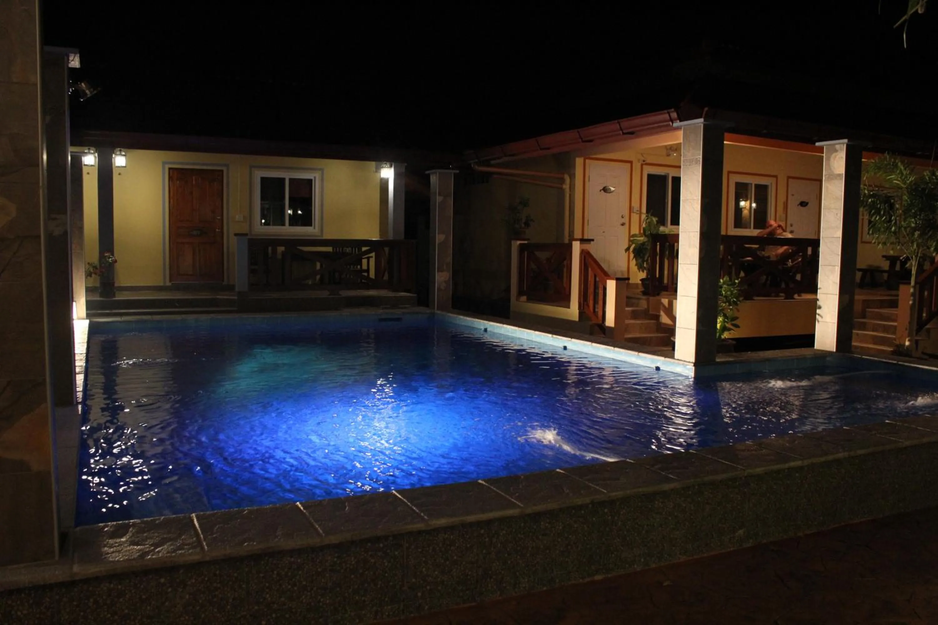 Property building in Rimlay Park Resort