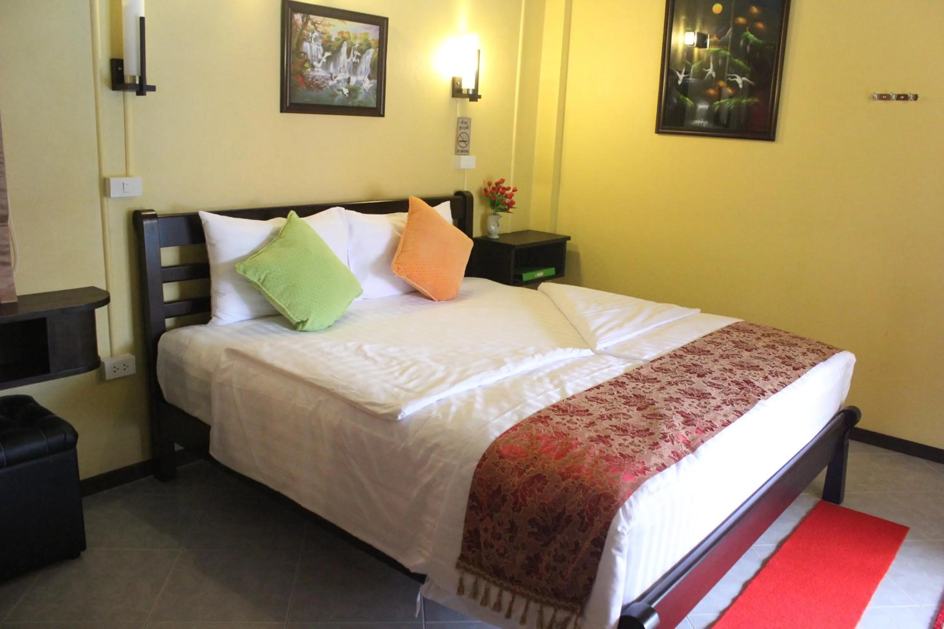 Bed in Rimlay Park Resort