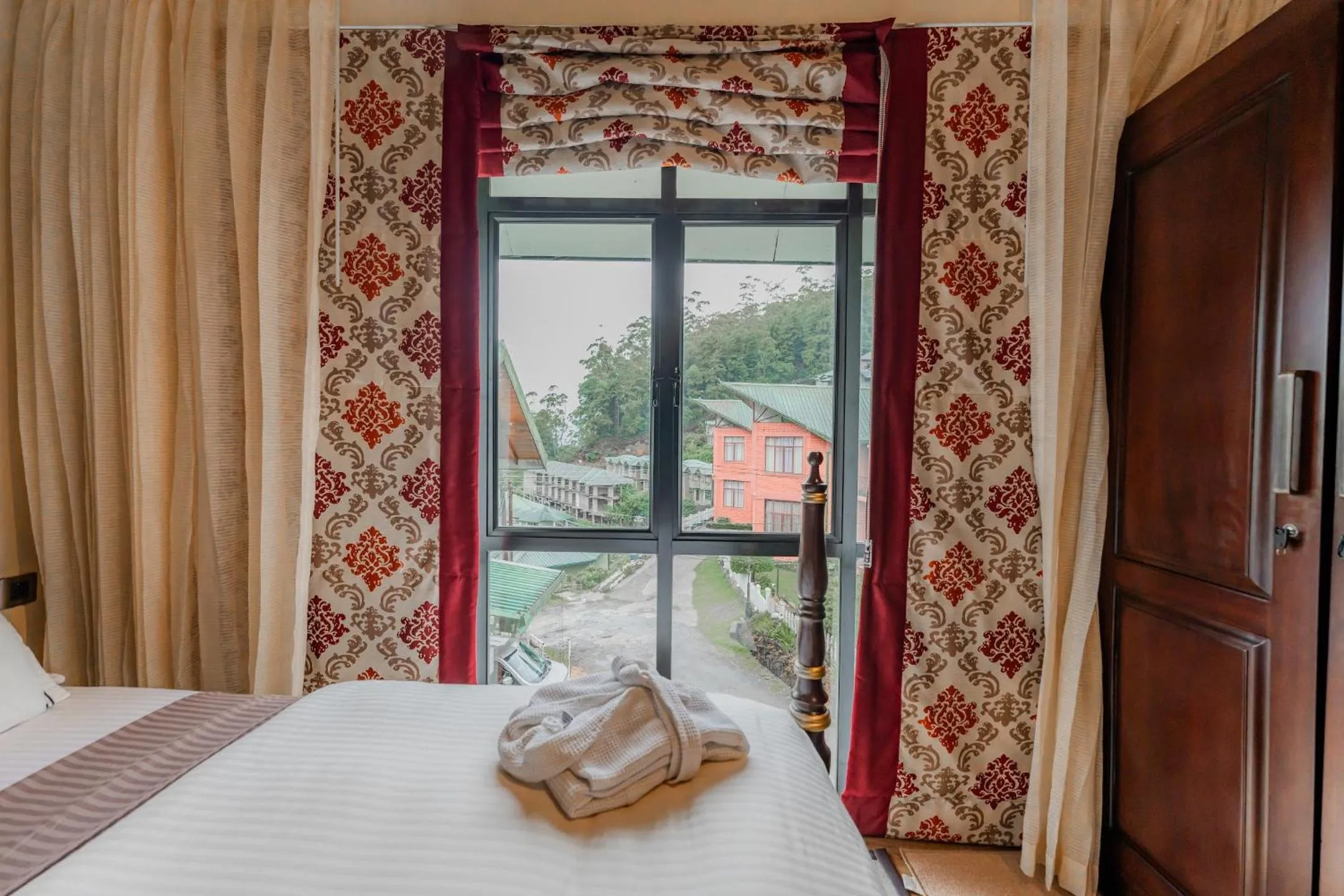 View (from property/room), Bed in The CheRiz Boutique