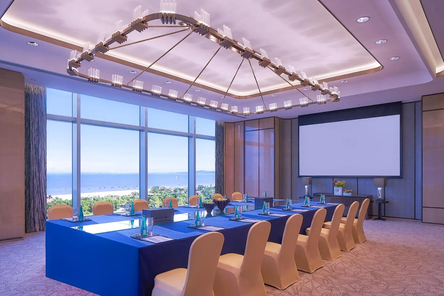Business facilities in Shangri-La Xiamen