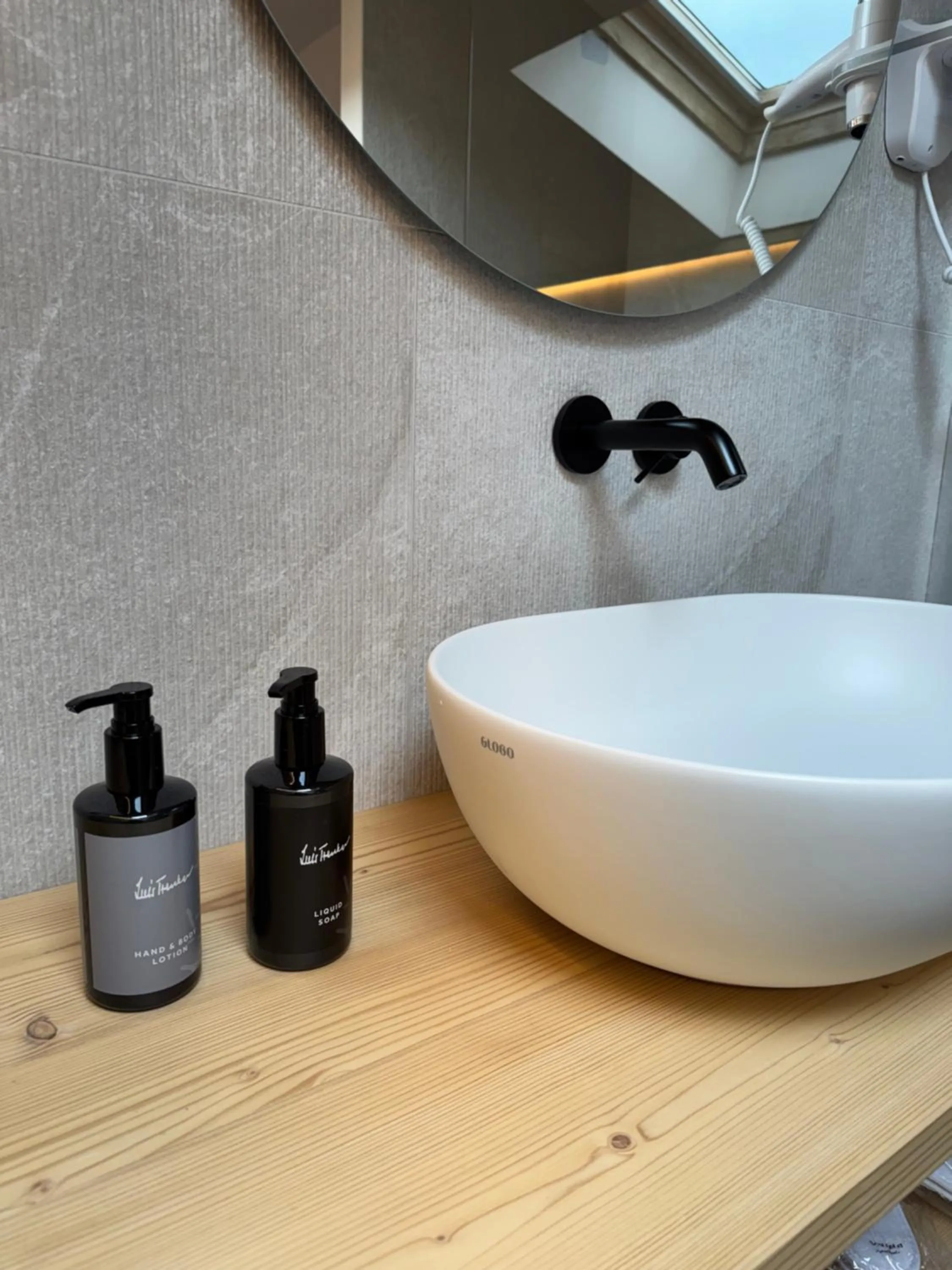 Bathroom in Hotel Nevada