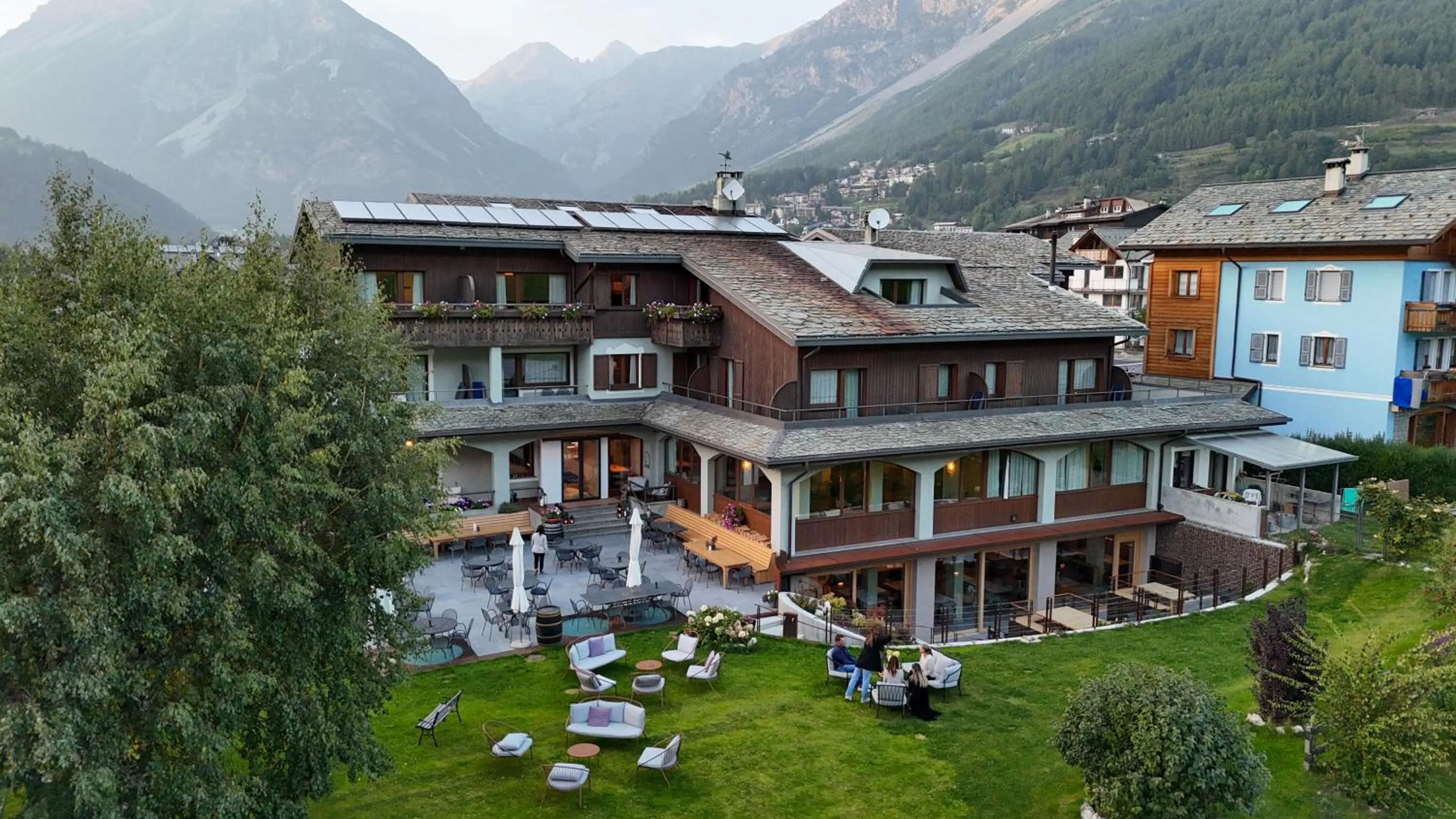 Property building in Hotel Nevada