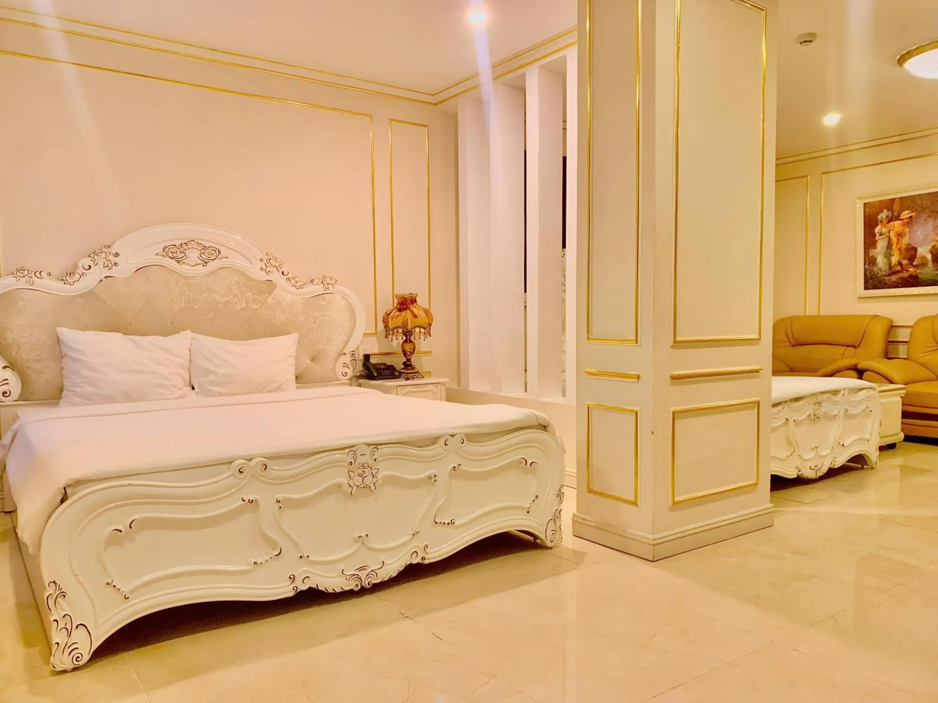 One-Bedroom Family Apartment in Tuyet Son Hotel (TS Ocean Hotel) One-Bedroom Family Apartment in Tuyet Son Hotel (TS Ocean Hotel)