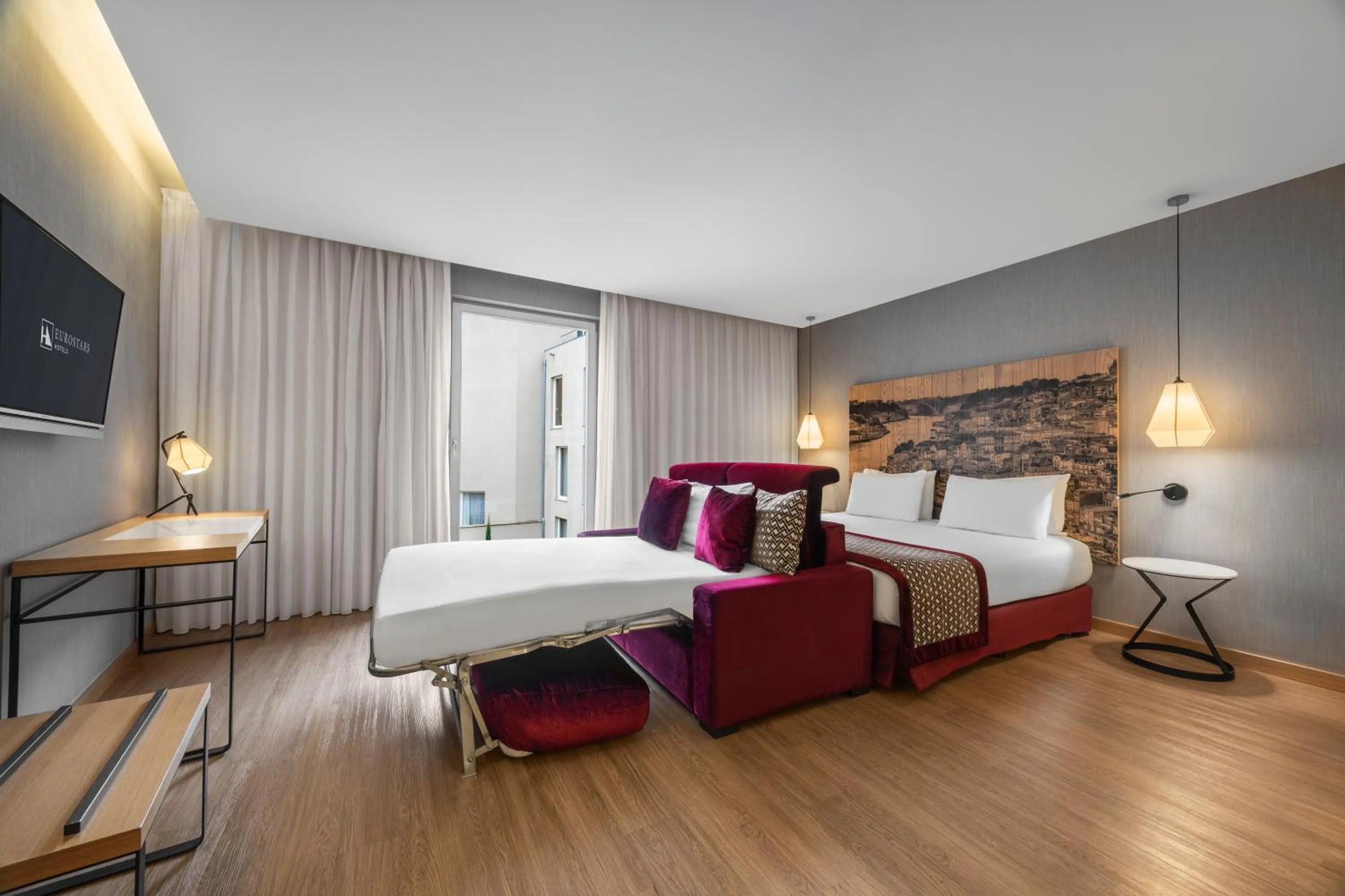 Bed in Eurostars Porto Centro