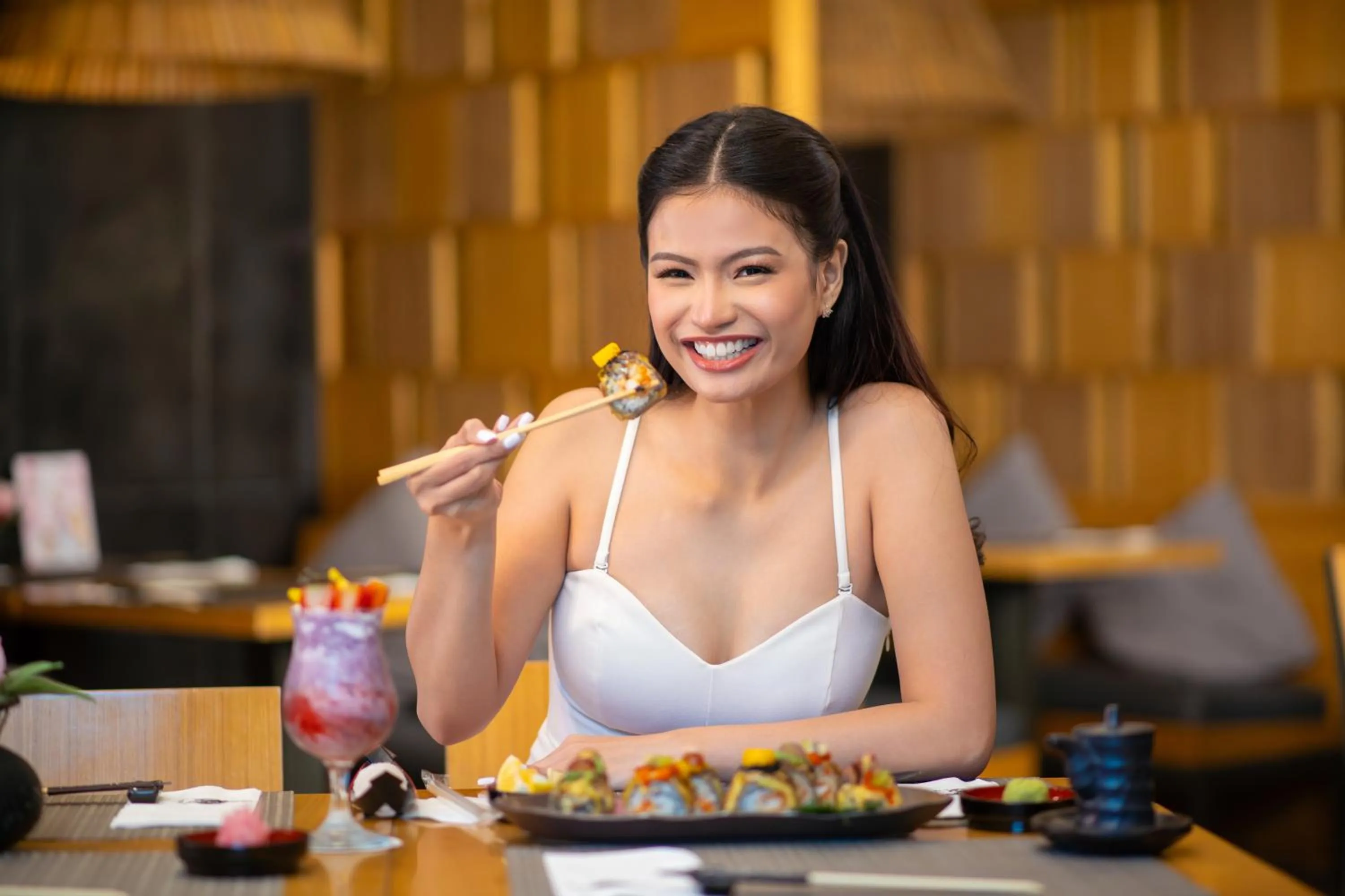 Restaurant/places to eat in Astoria Plaza