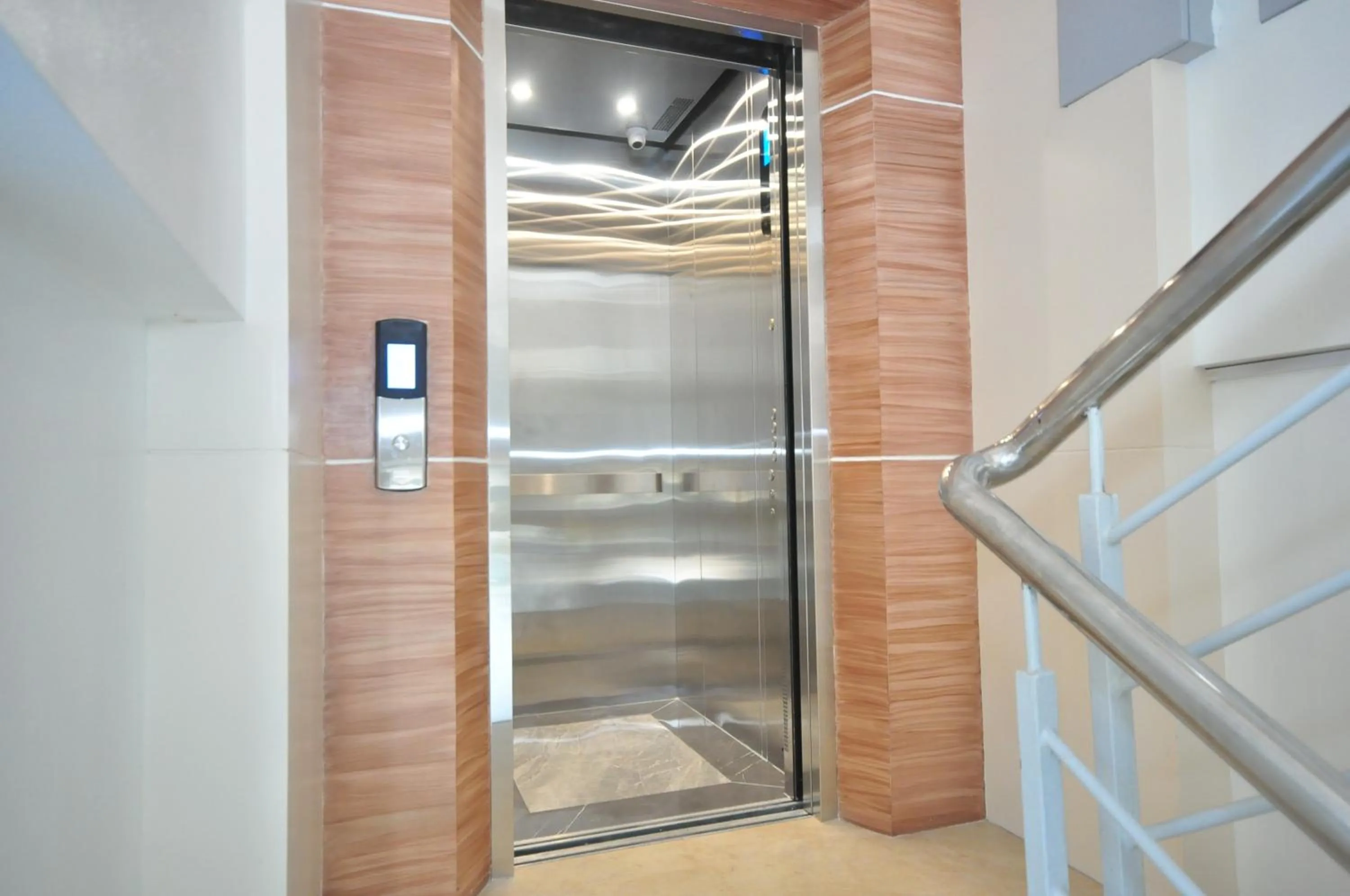 elevator in RNR Suites