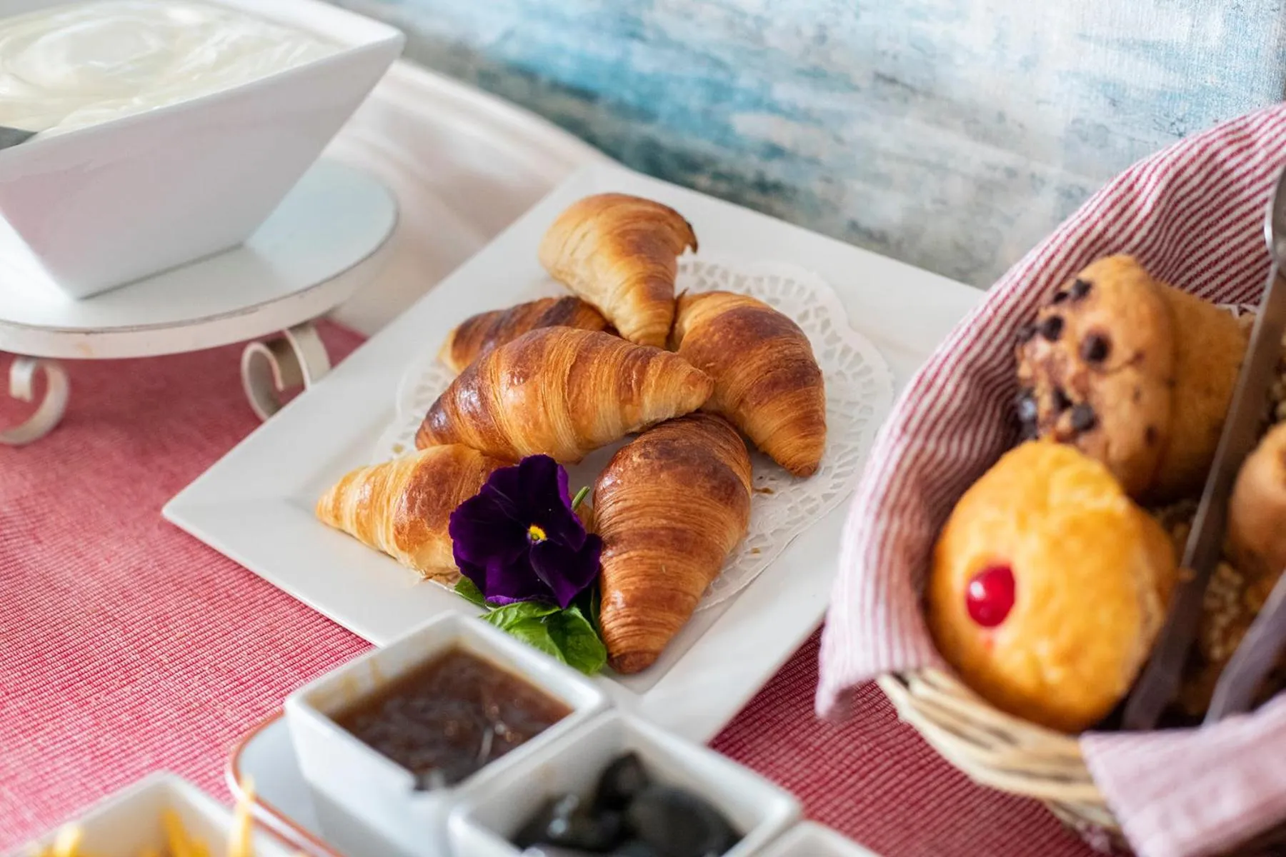 Dining area in Mariner Guesthouse & Villa