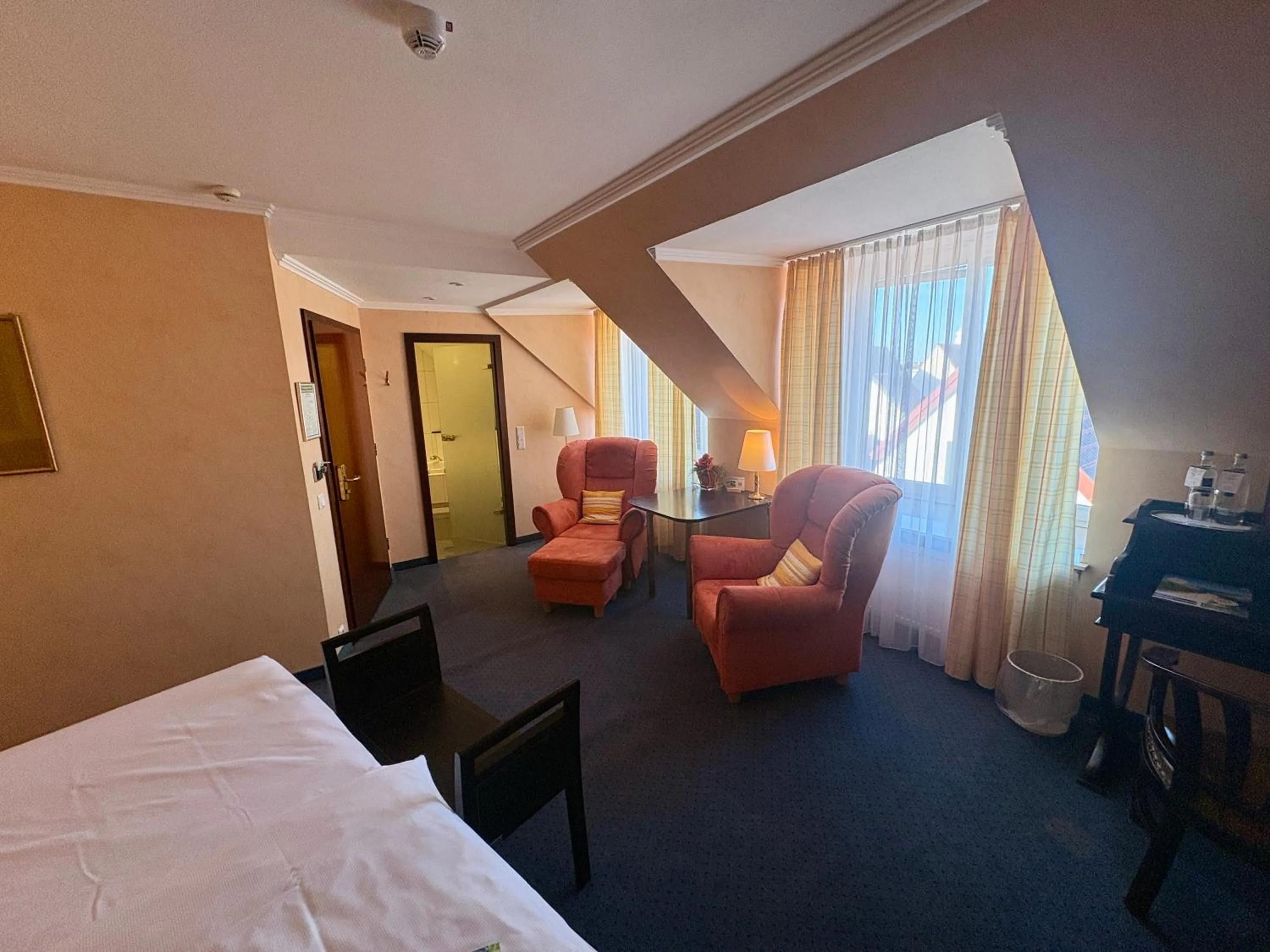 Photo of the whole room, Bed in Akzent Hotel Höltje