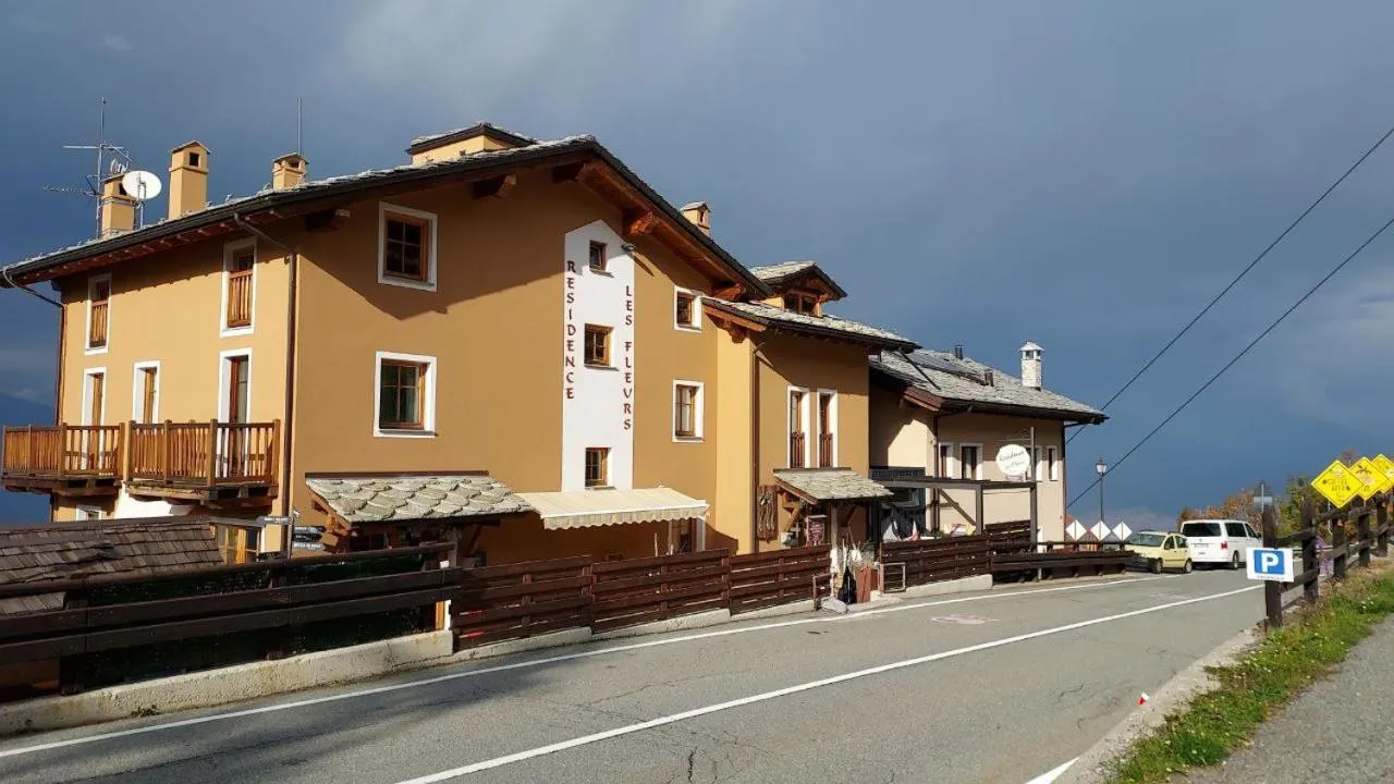 Property building in Residence Les Fleurs