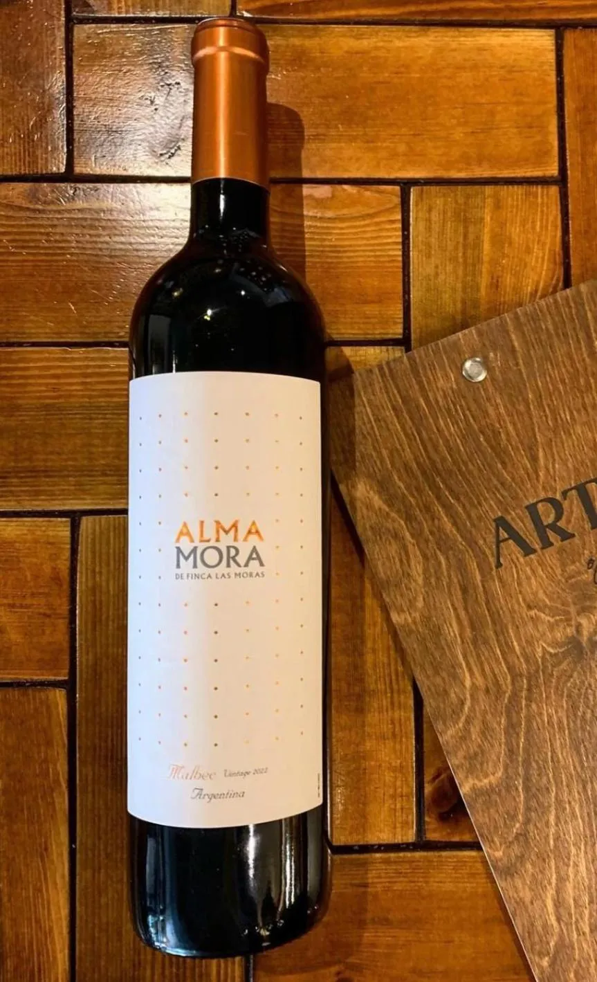 Arthur's Bar & Accommodation