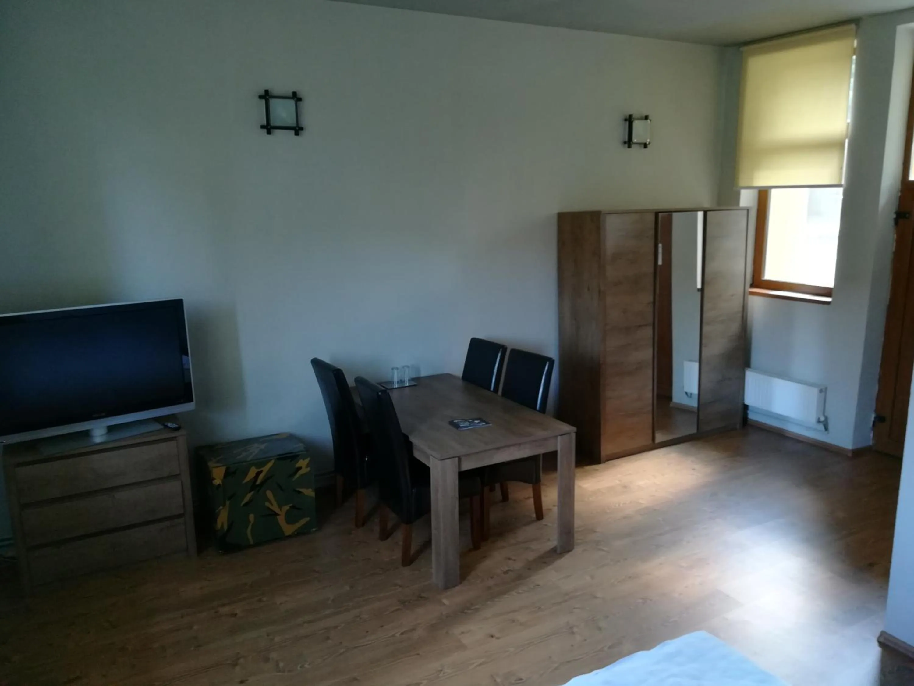 Photo of the whole room in Arsenal Park Transilvania