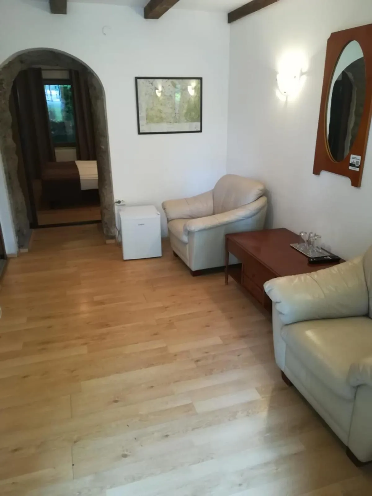 Photo of the whole room in Arsenal Park Transilvania