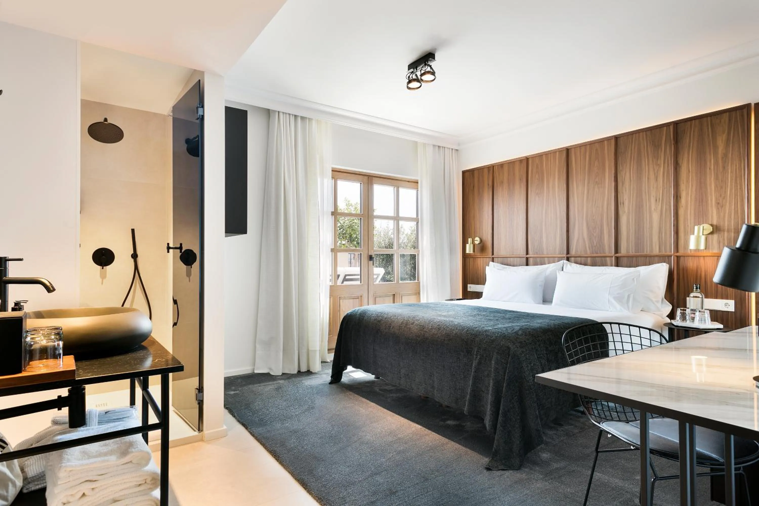 Photo of the whole room, Bed in Yurbban Passage Hotel & Spa