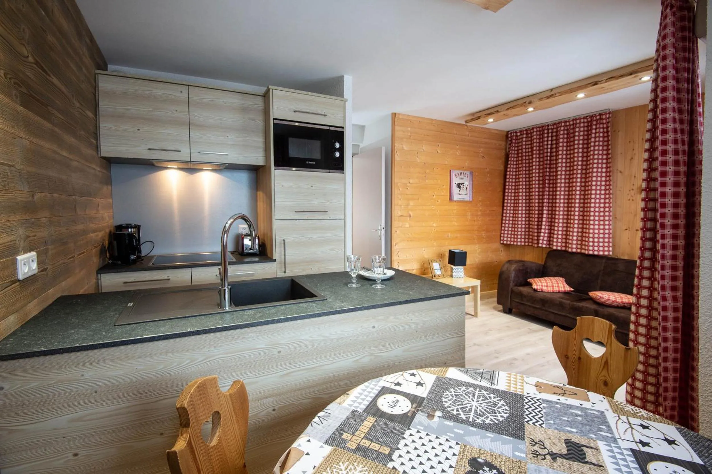 Kitchen or kitchenette in Les Adrets