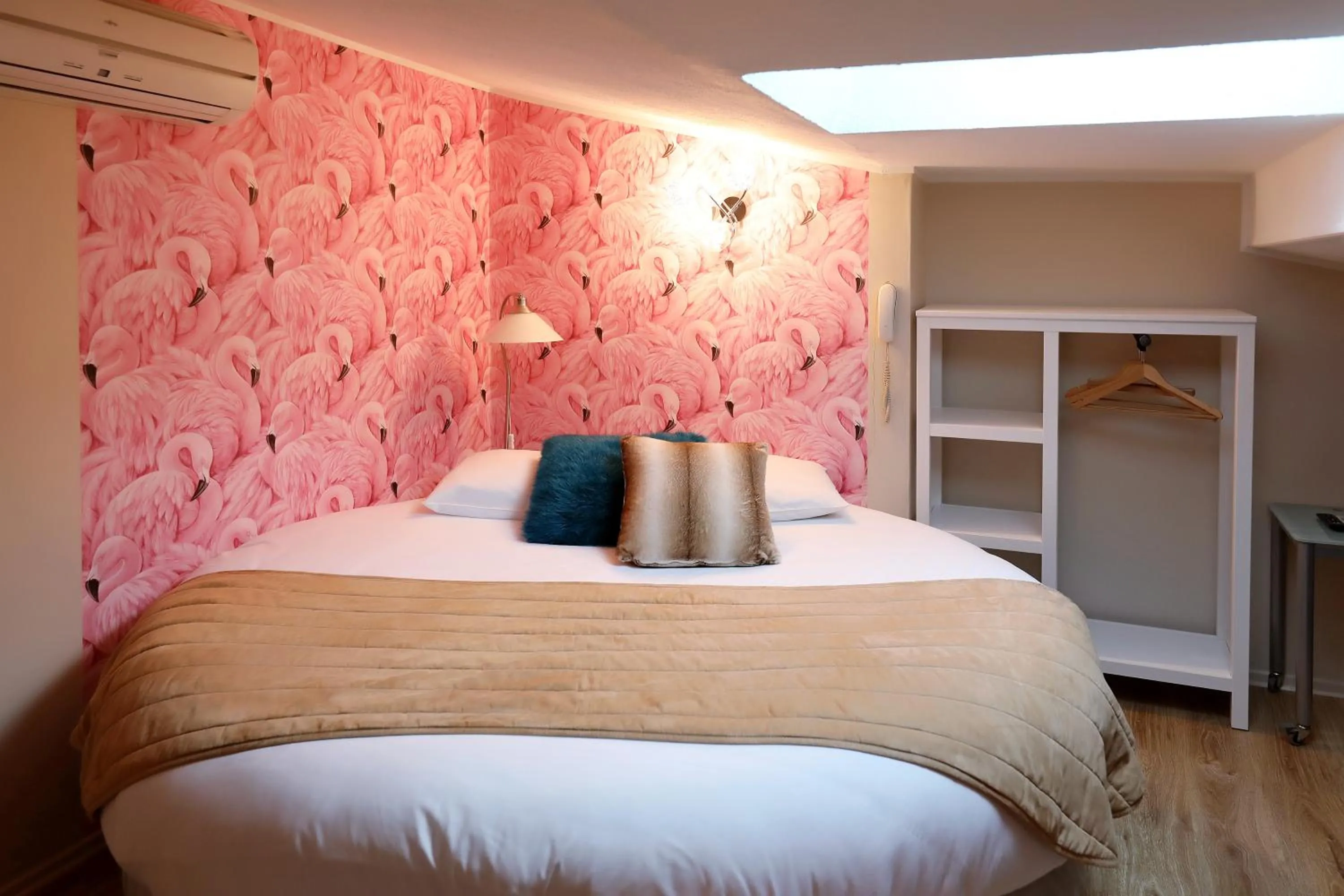 Bed in Hotel Les Pasteliers