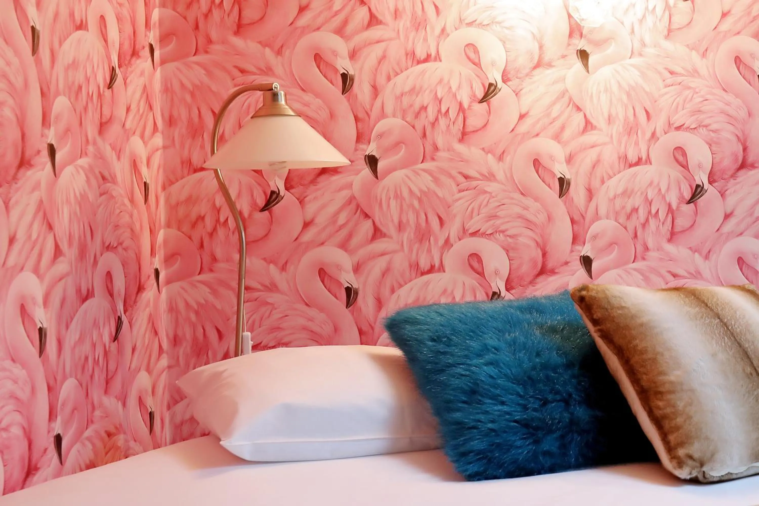 Bed in Charming Hôtel - Les Pasteliers