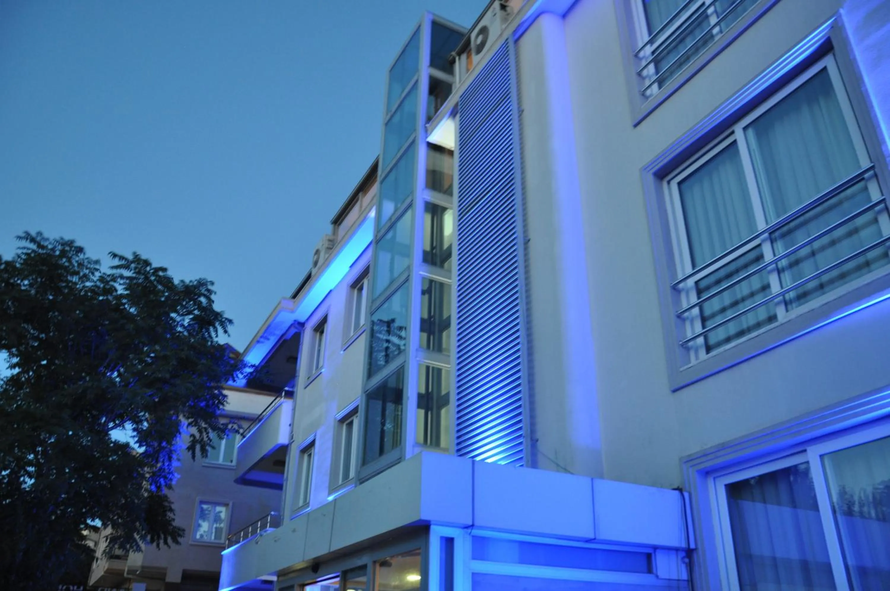 Facade/entrance in dragos island hotel