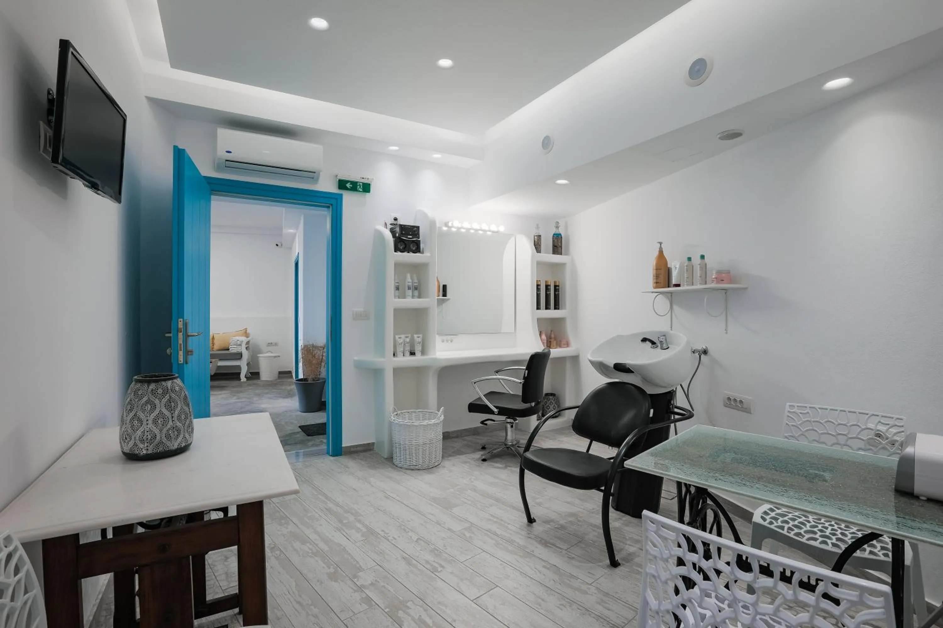 hair dryier in Nikolas Hotel