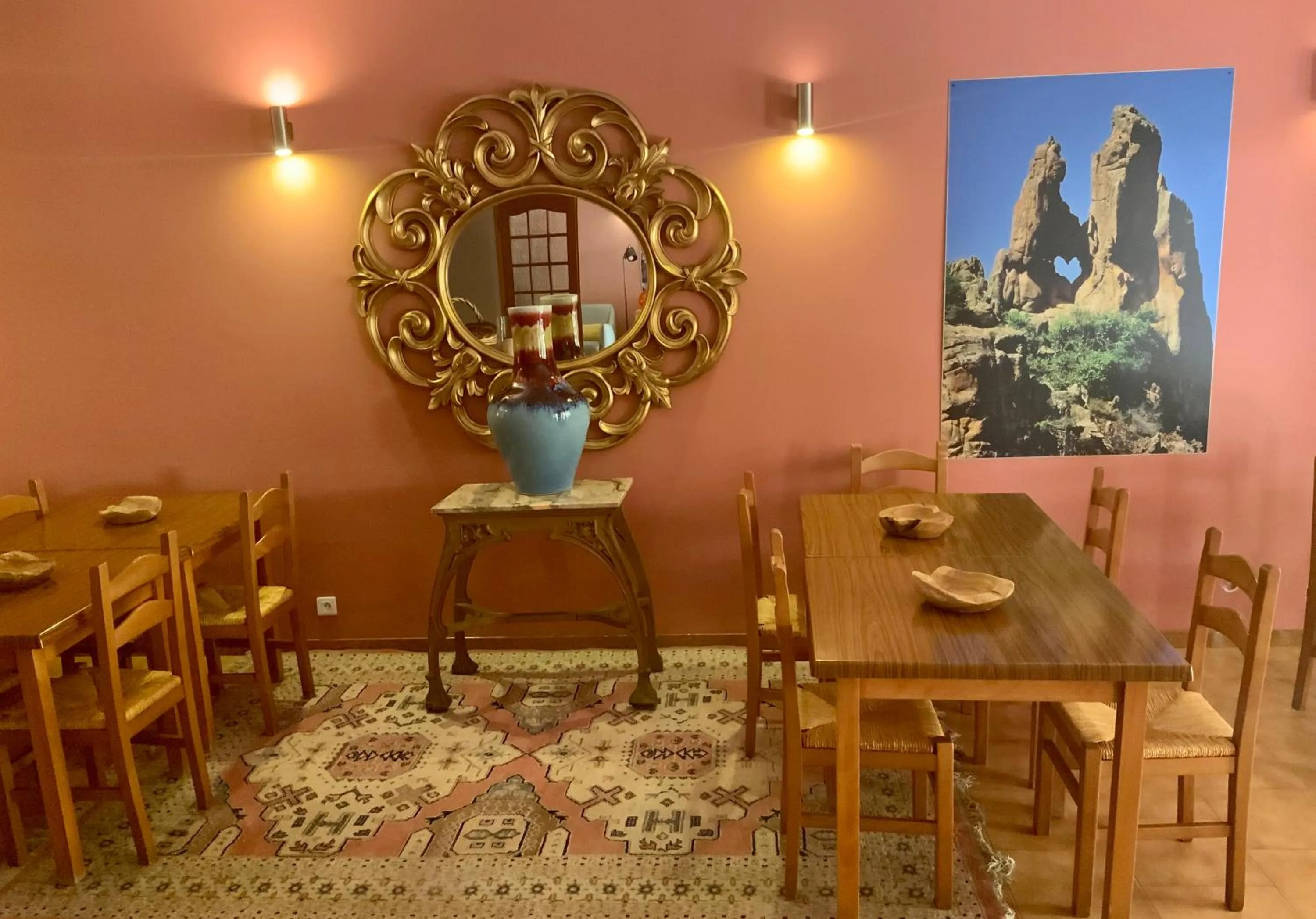 Lobby or reception in Logis Hotel Le Lonca