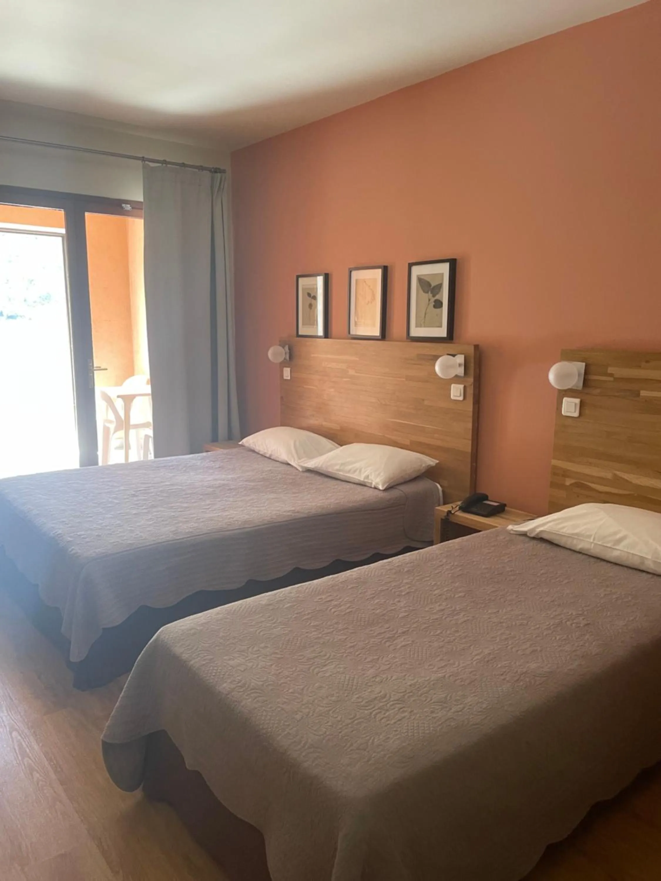 Photo of the whole room, Bed in Logis Hotel Le Lonca