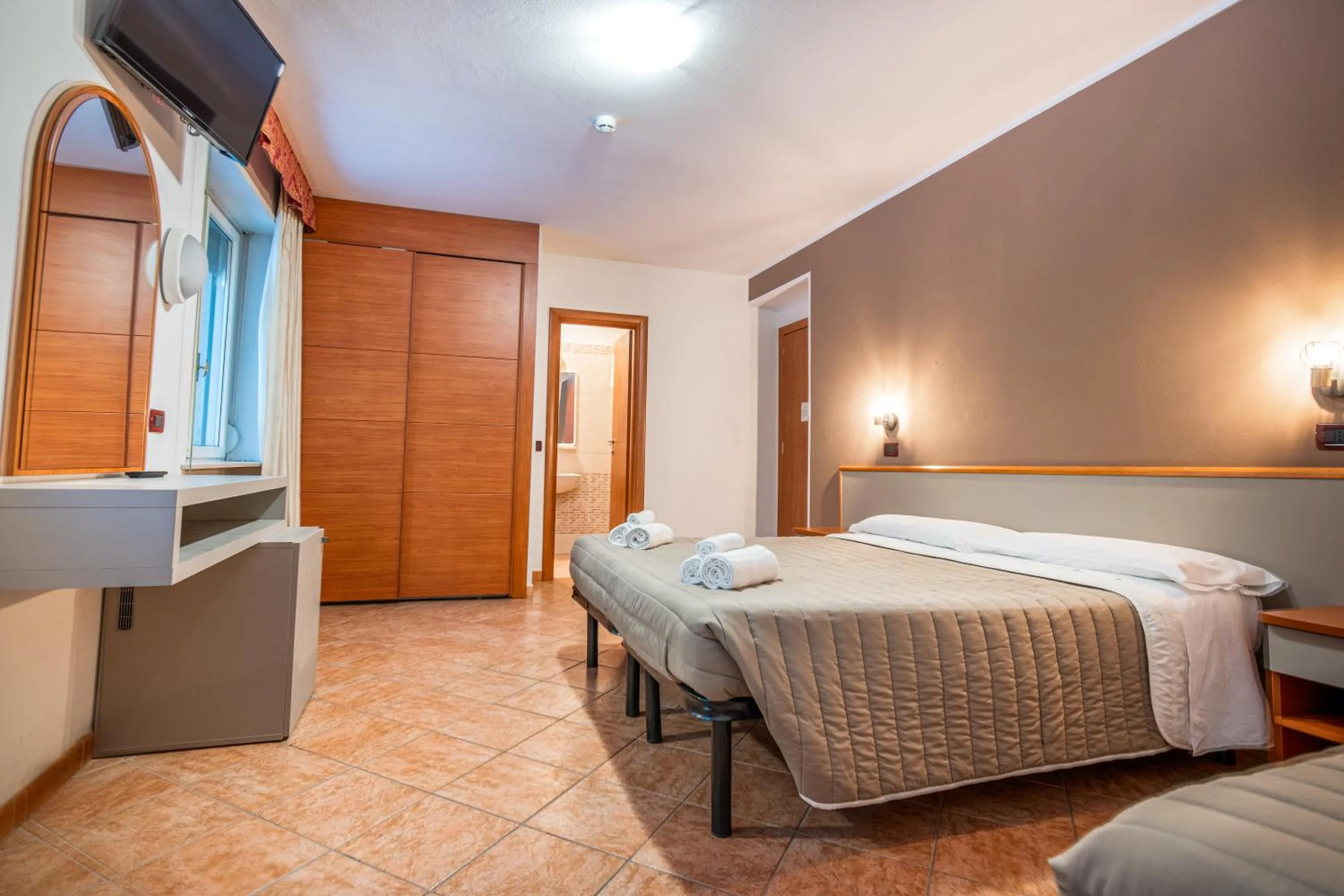 Bedroom, Bed in Hotel Zodiaco & Spa