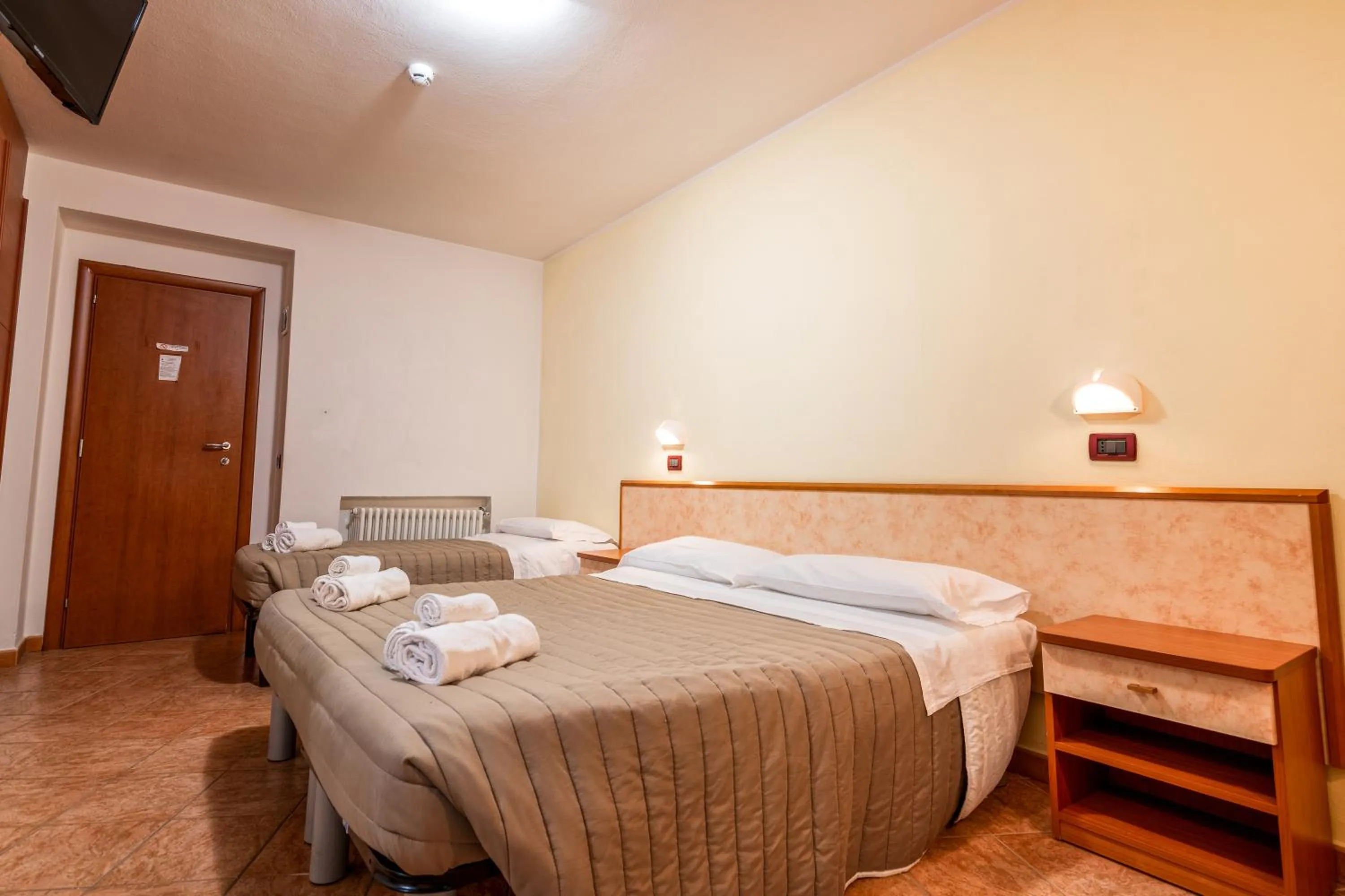 Bedroom, Bed in Hotel Zodiaco & Spa