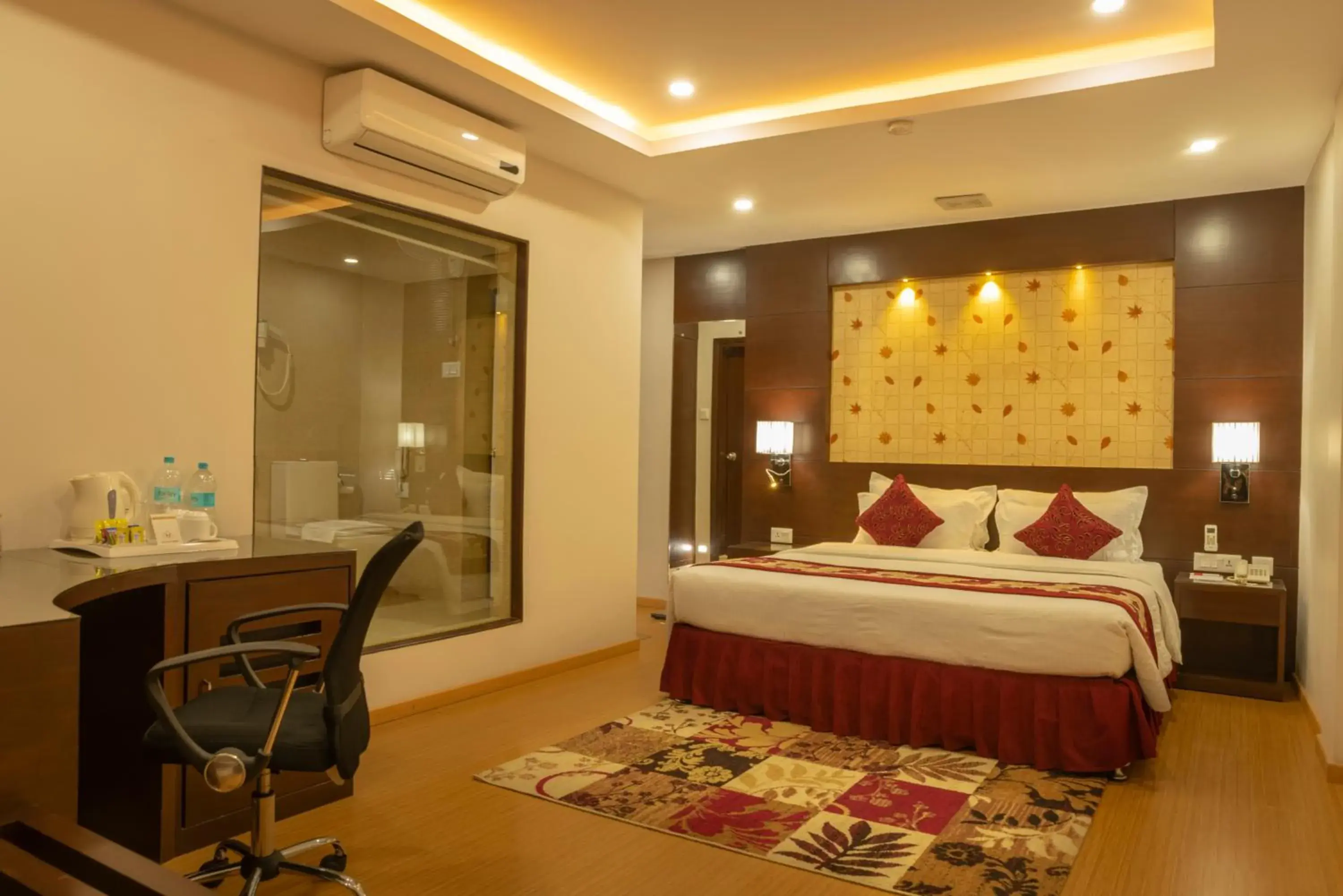 King Suite in Hotel Harrison Palace King Suite in Hotel Harrison Palace