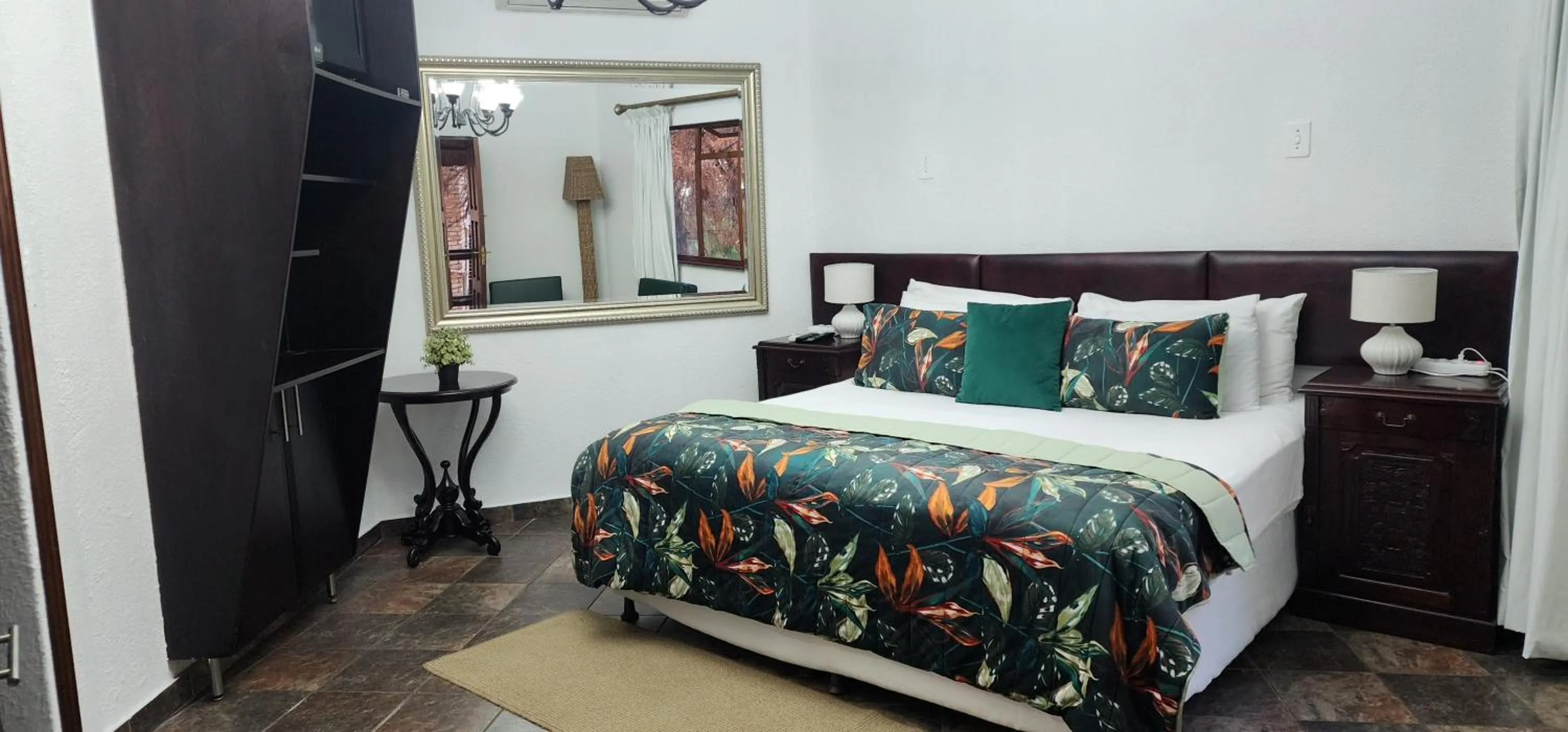 Bed in Goodnight Guest Lodge