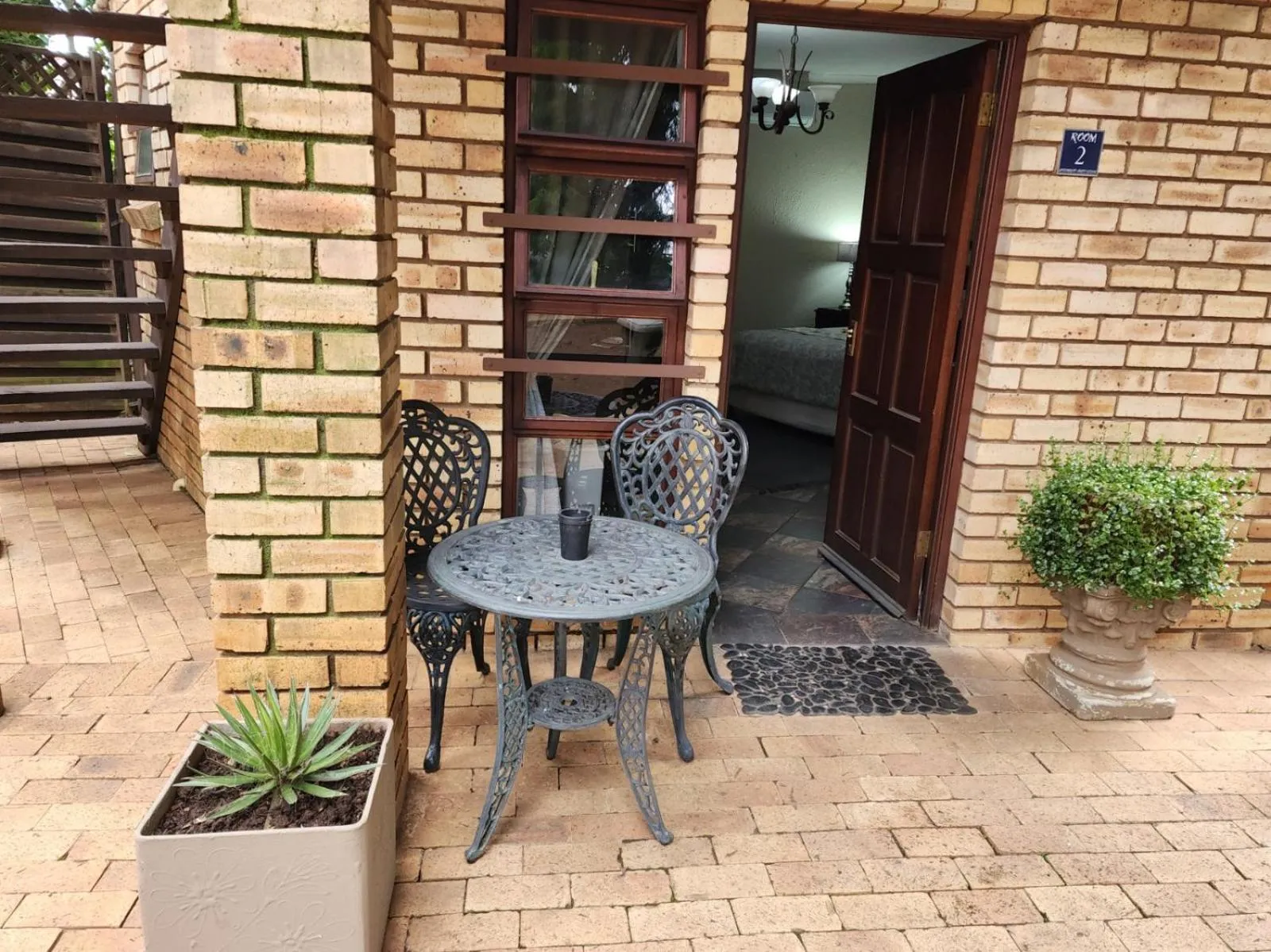 Goodnight Guest Lodge