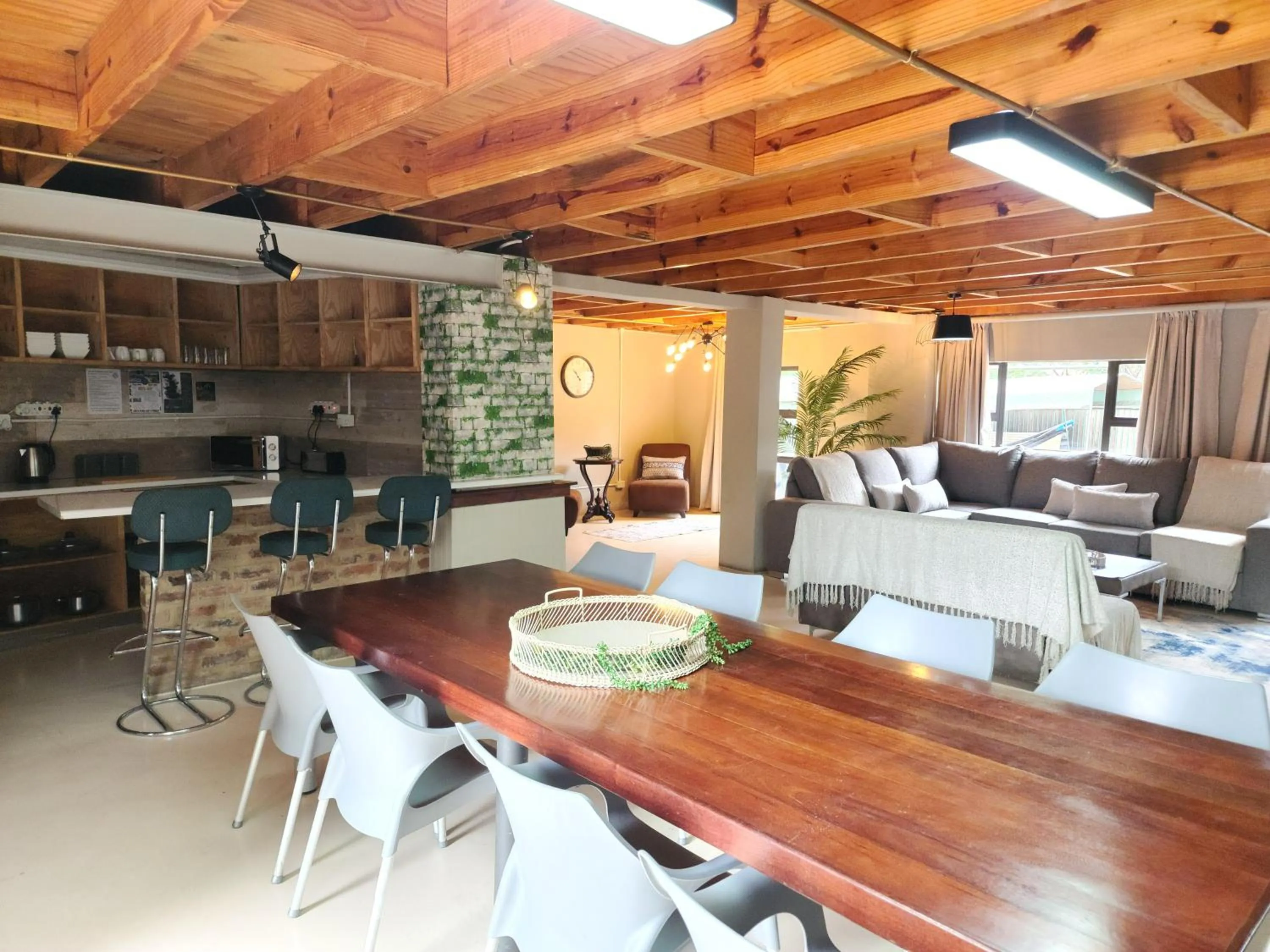 Goodnight Guest Lodge