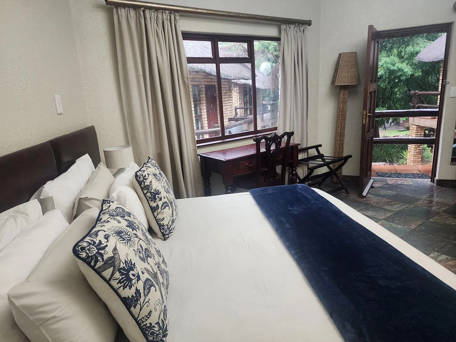 Bed in Goodnight Guest Lodge