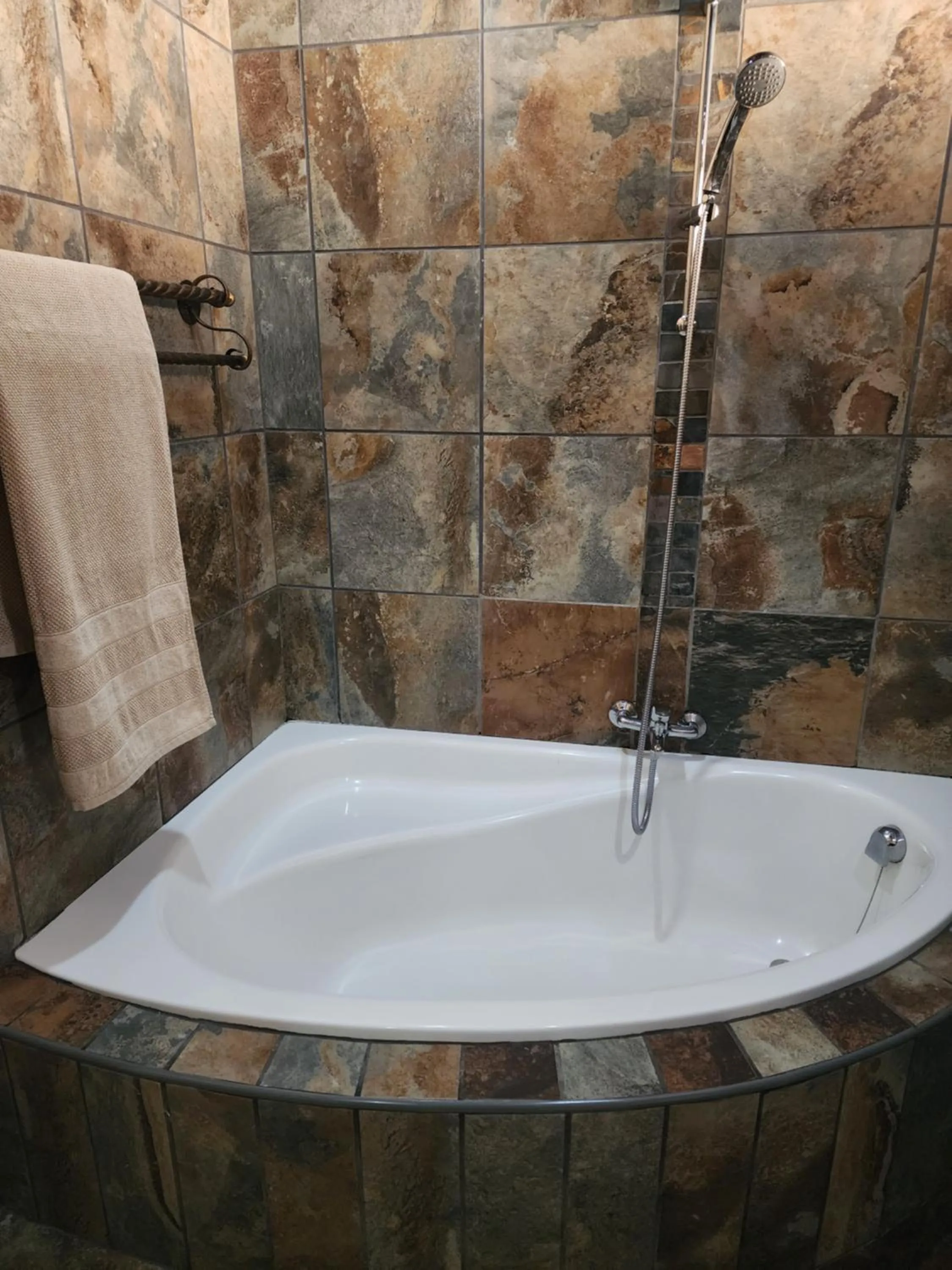 Goodnight Guest Lodge