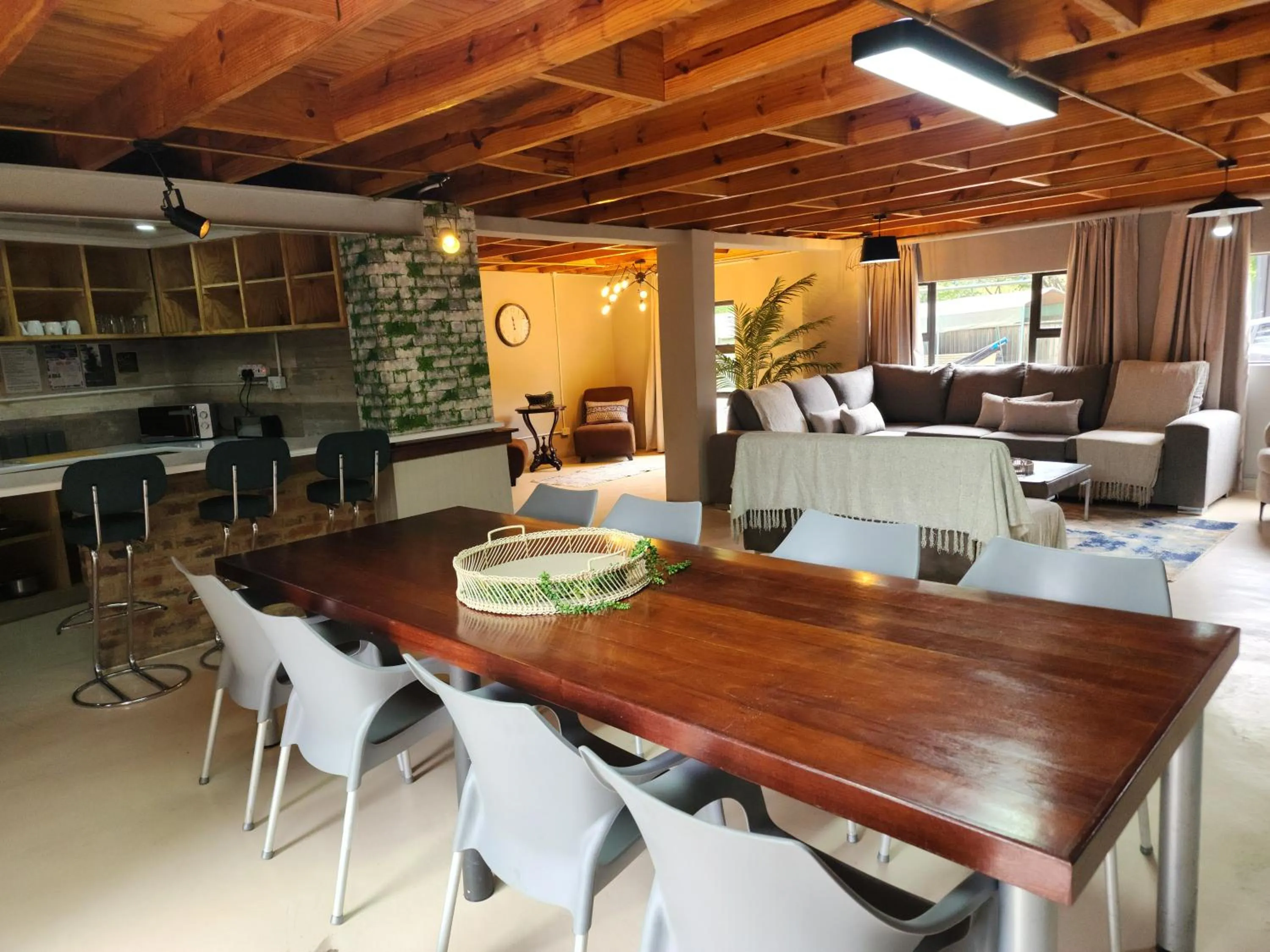 Goodnight Guest Lodge