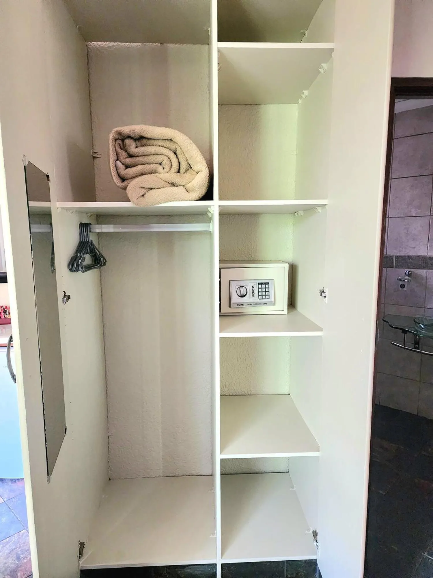 Goodnight Guest Lodge