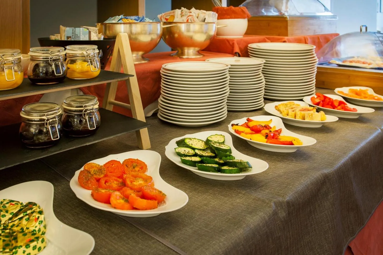 Breakfast in Hotel Romanda