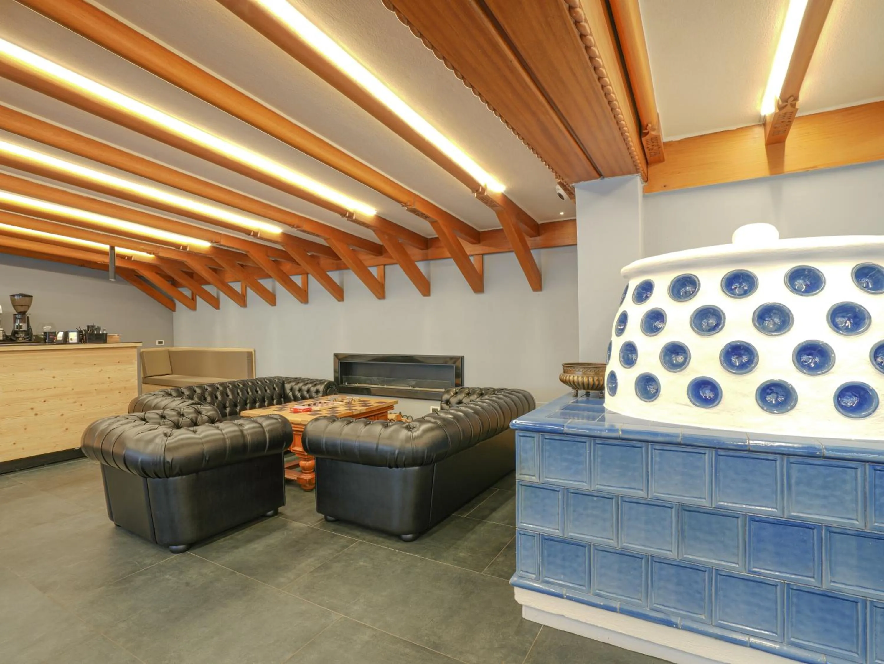 Lounge or bar in GH Hotel Monzoni